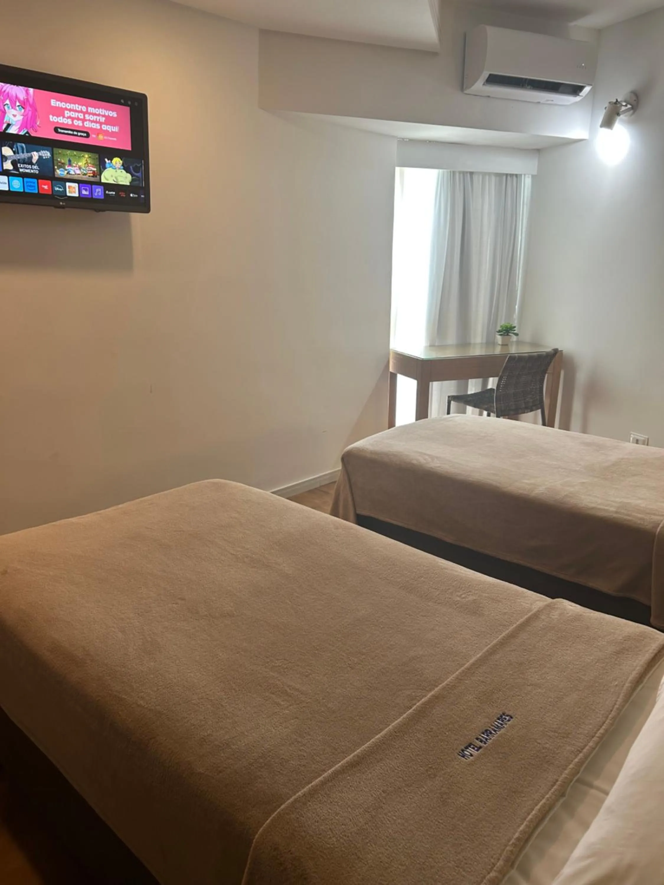 Bed in Hotel Barramares