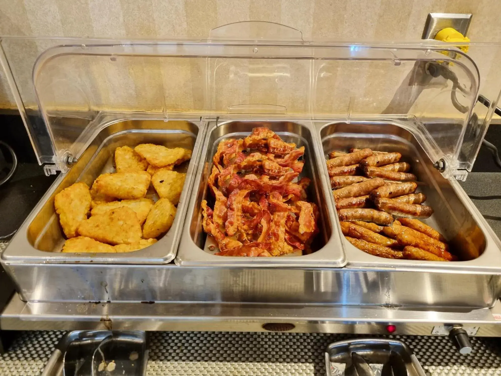 Breakfast in Quality Inn Breakfast in Quality Inn