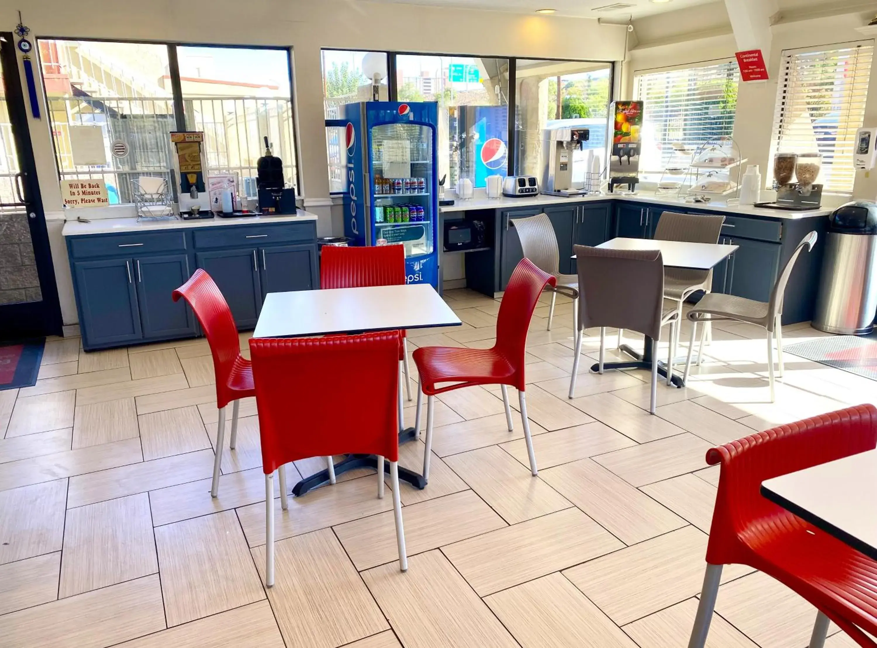 Breakfast in Super 8 by Wyndham Albuquerque Downtown Breakfast in Super 8 by Wyndham Albuquerque Downtown