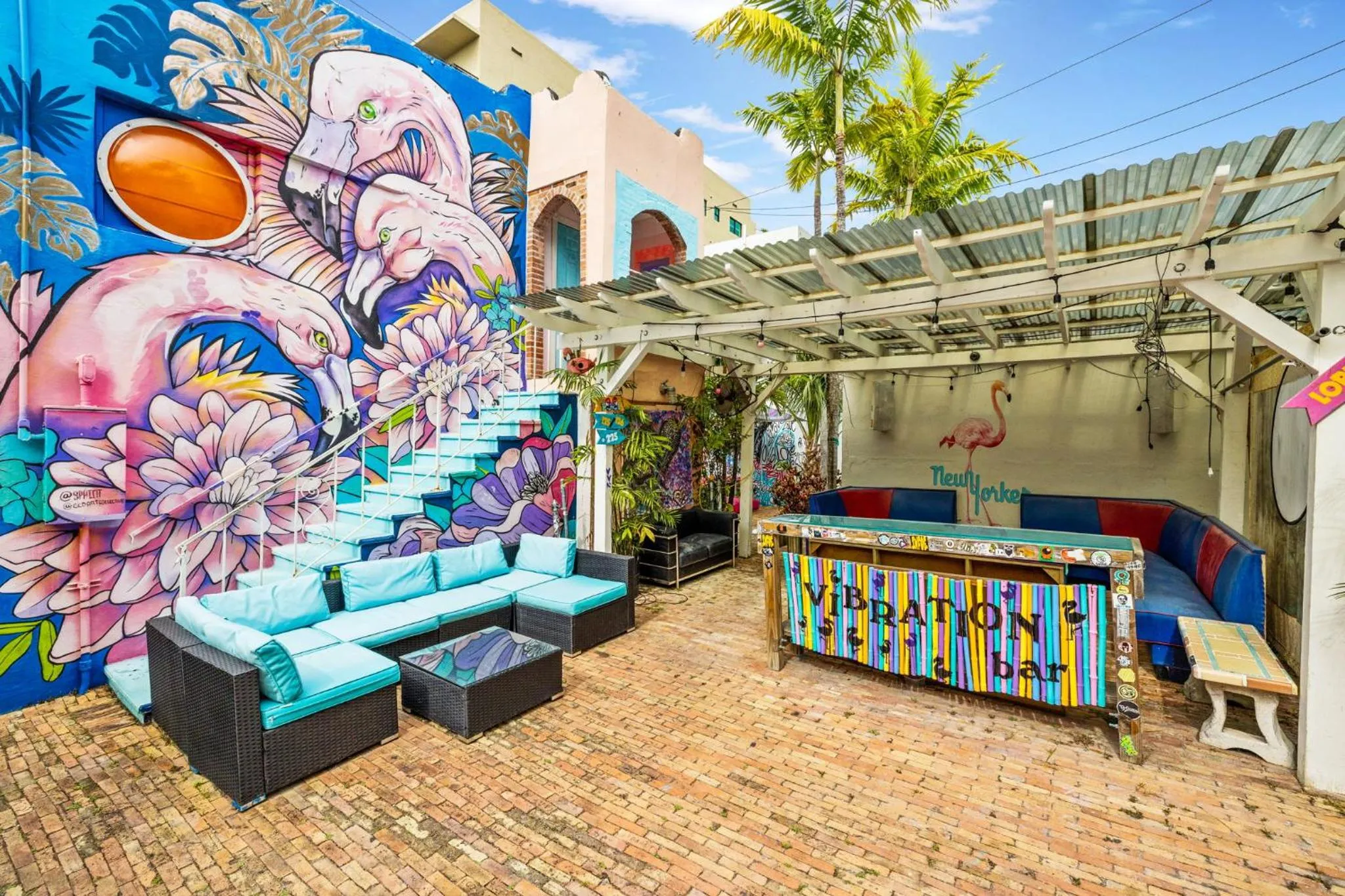 Patio in The New Yorker Hotel Miami