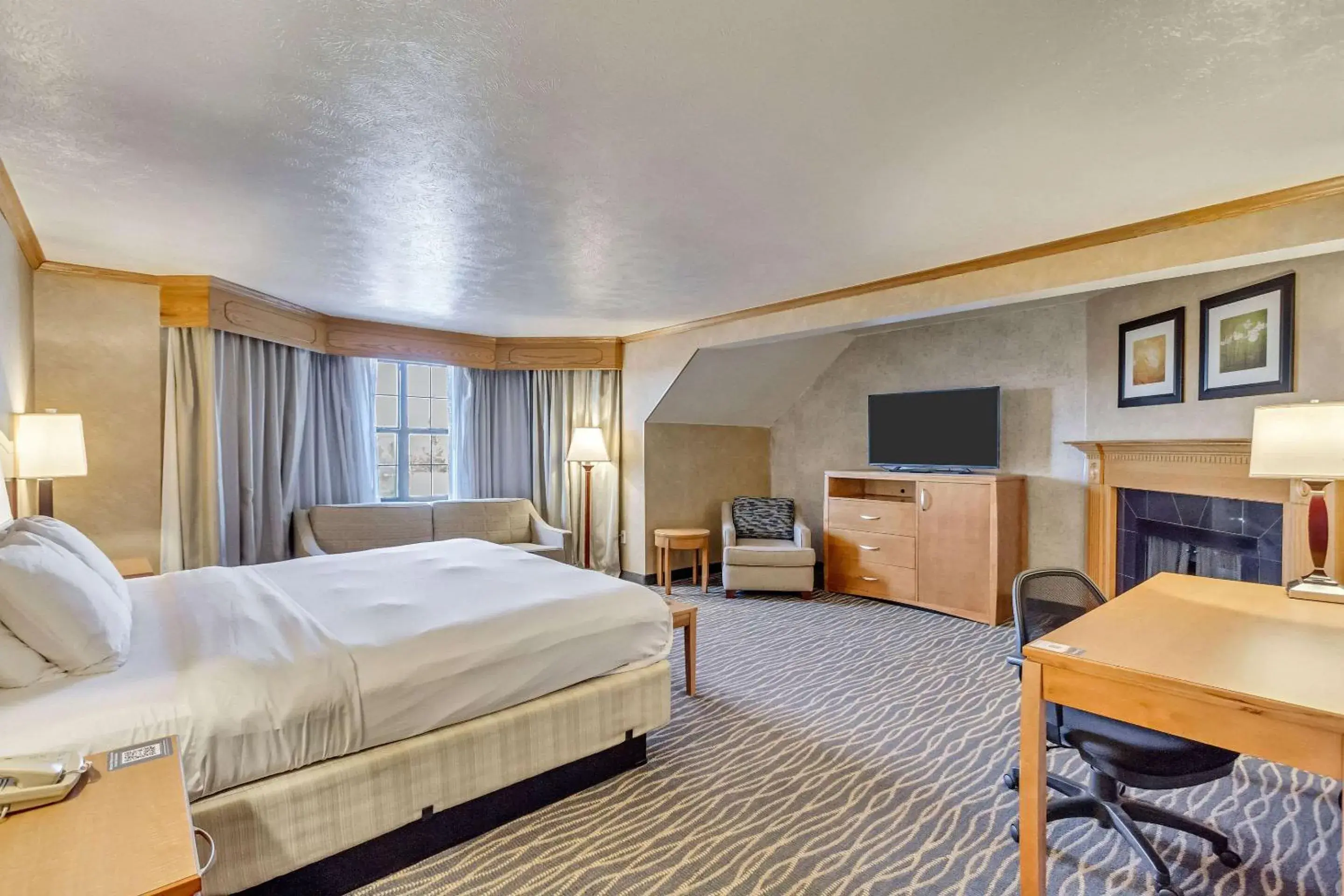 Bedroom, Bed in Radisson Hotel Salt Lake City Airport Bedroom, Bed in Radisson Hotel Salt Lake City Airport