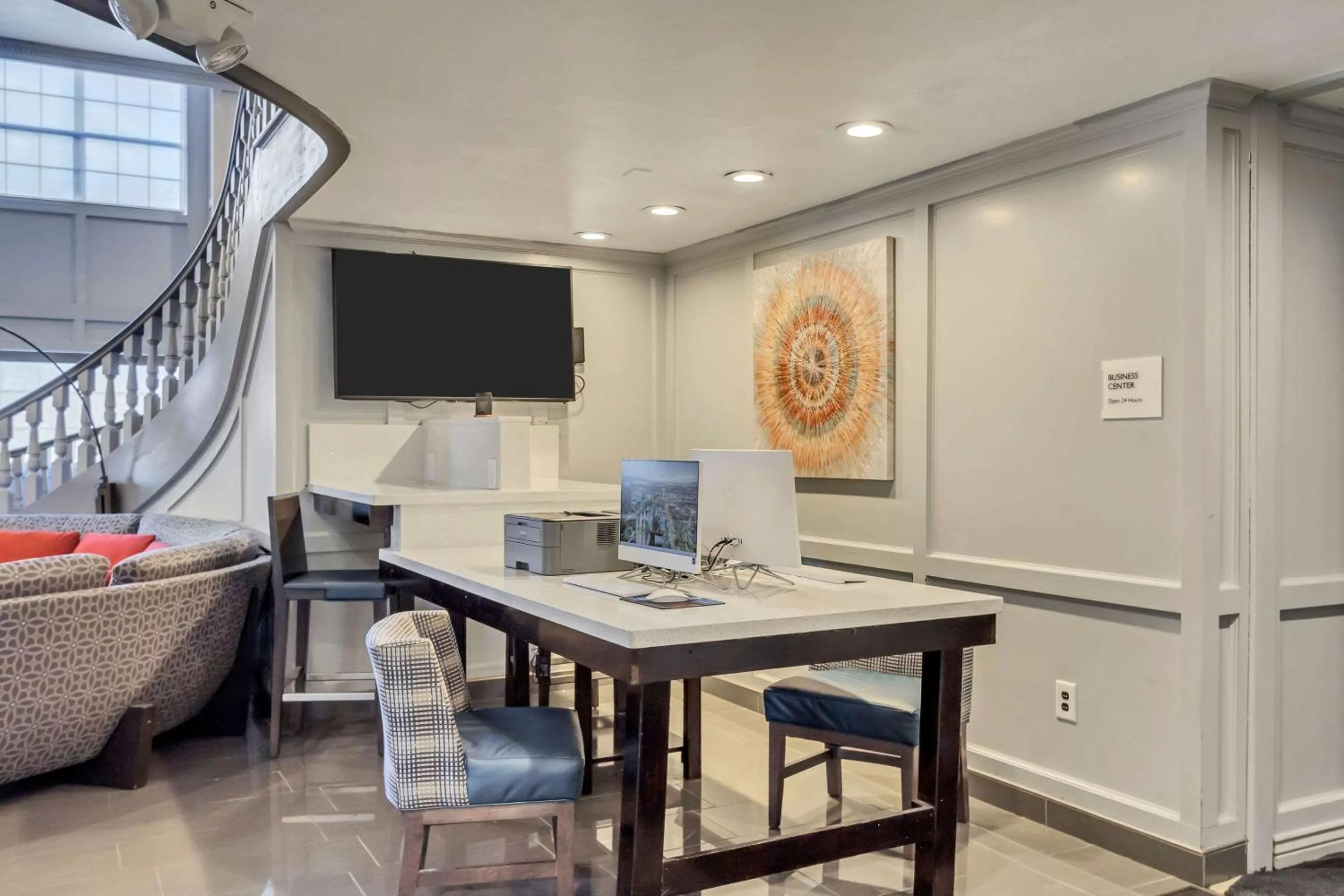 Business facilities in Radisson Hotel Salt Lake City Airport