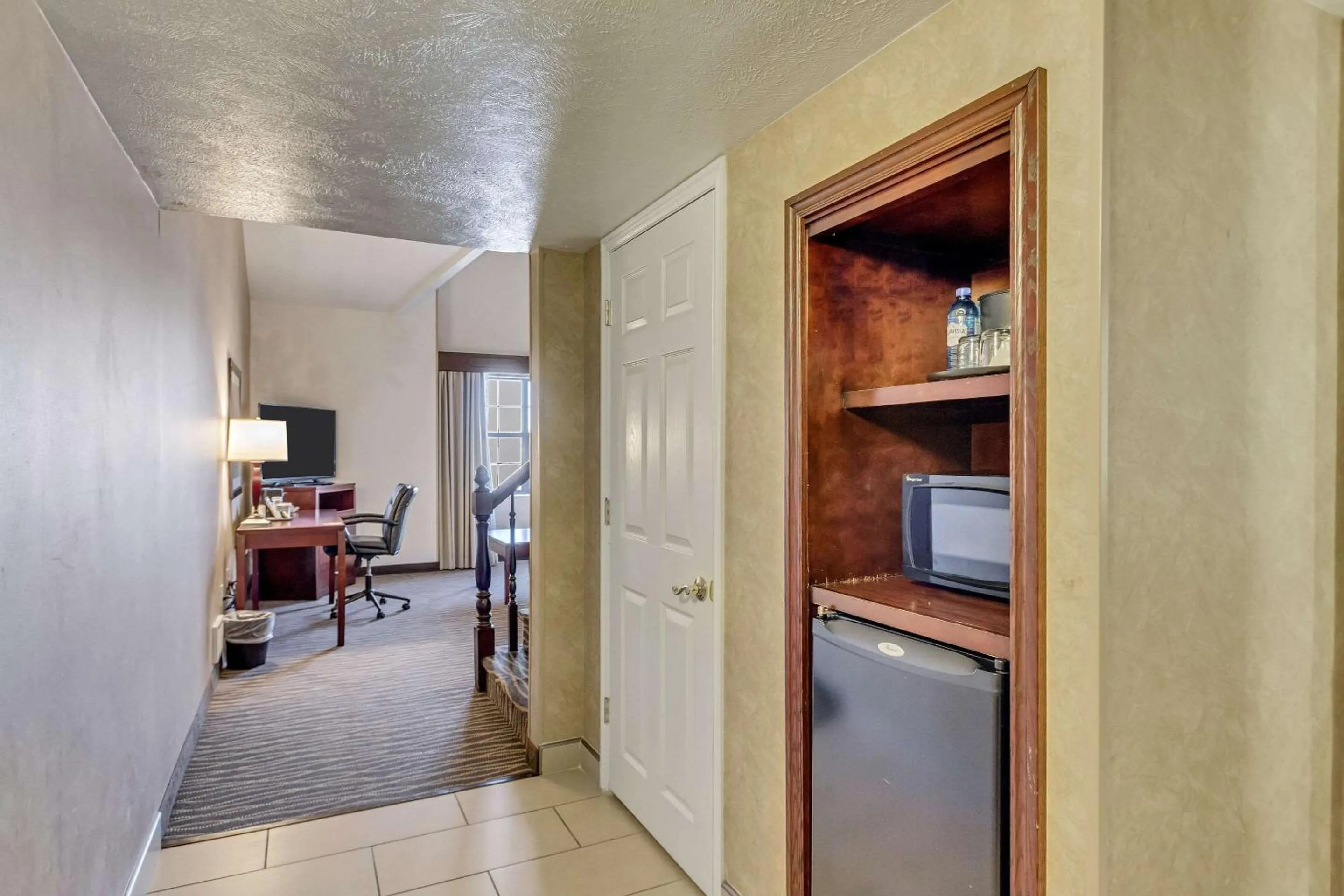 Bedroom in Radisson Hotel Salt Lake City Airport