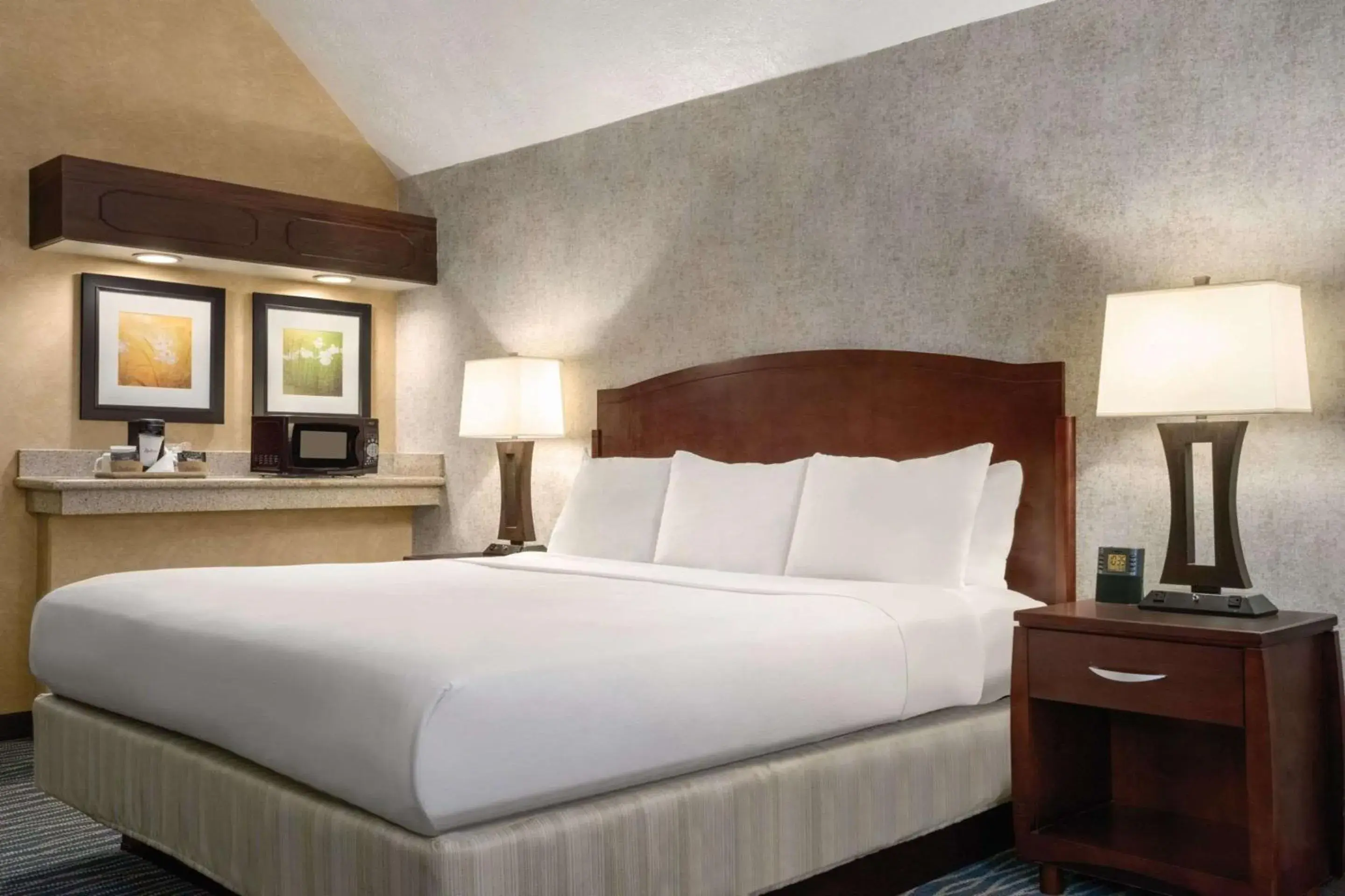 Bedroom, Bed in Radisson Hotel Salt Lake City Airport Bedroom, Bed in Radisson Hotel Salt Lake City Airport