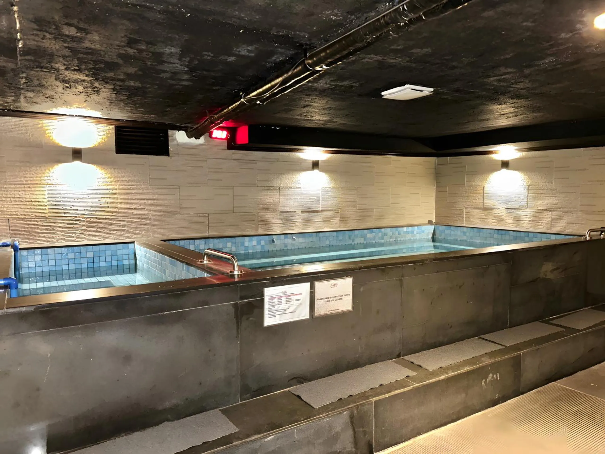 Spa and wellness centre/facilities in Le Charmé Suites - Subic