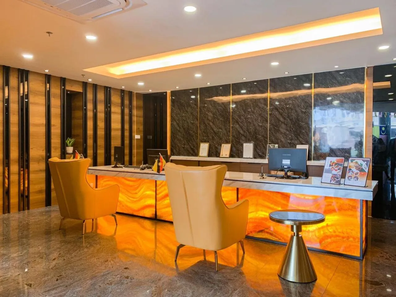Lobby or reception in Kemena Plaza Hotel
