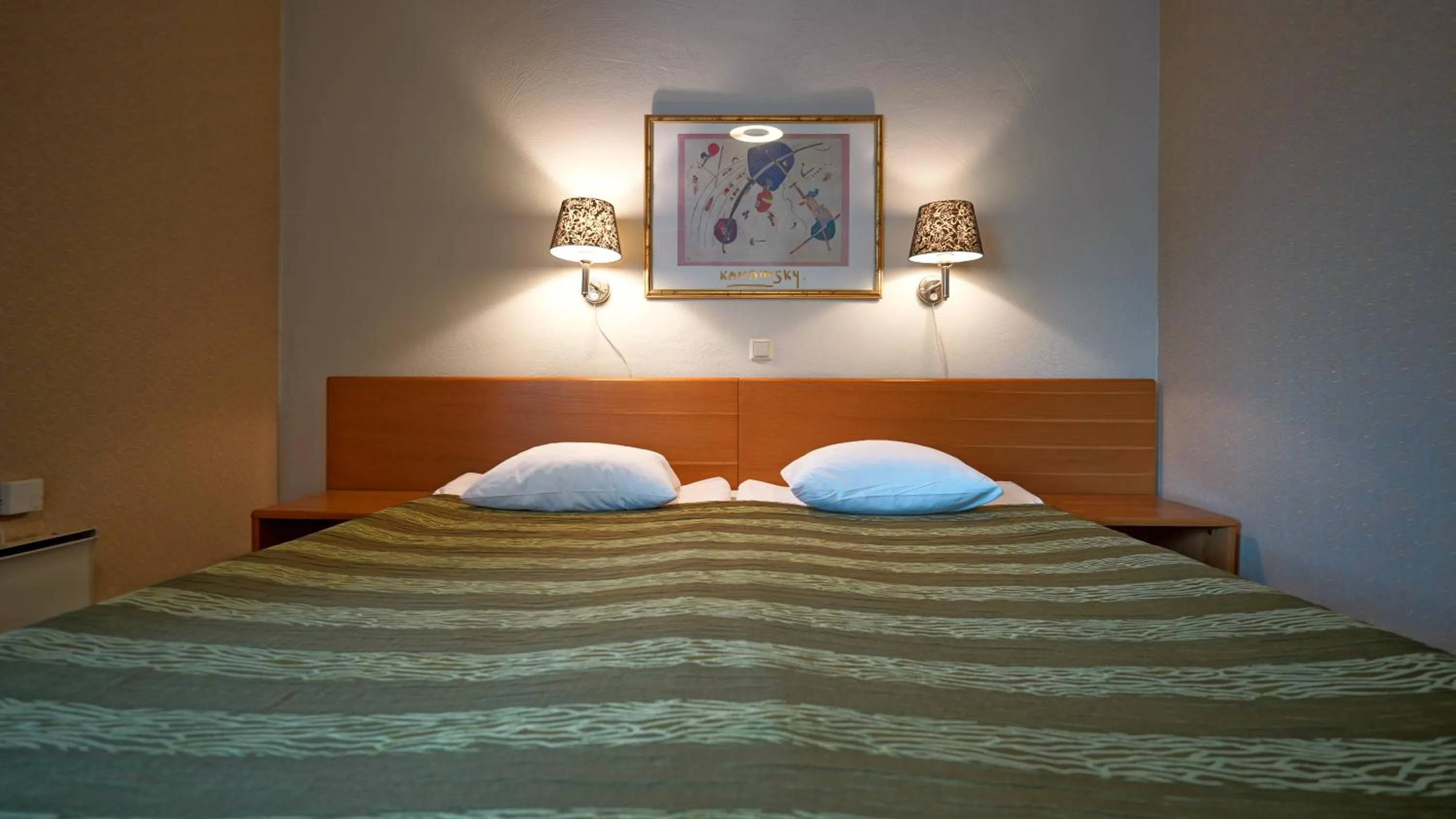 Bed in Barclay Hotel