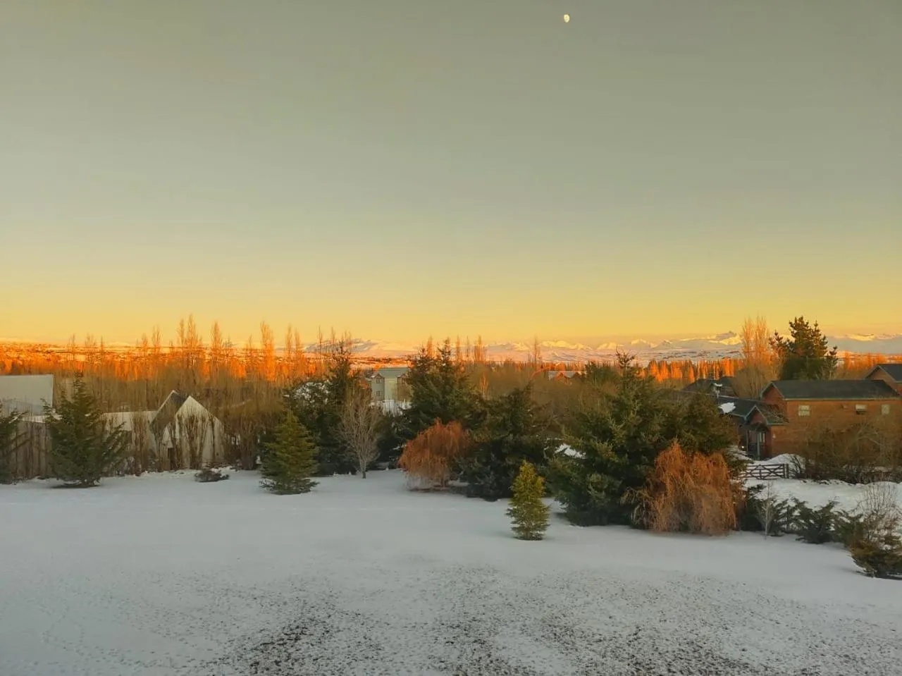 Garden view in Hotel Picos Del Sur