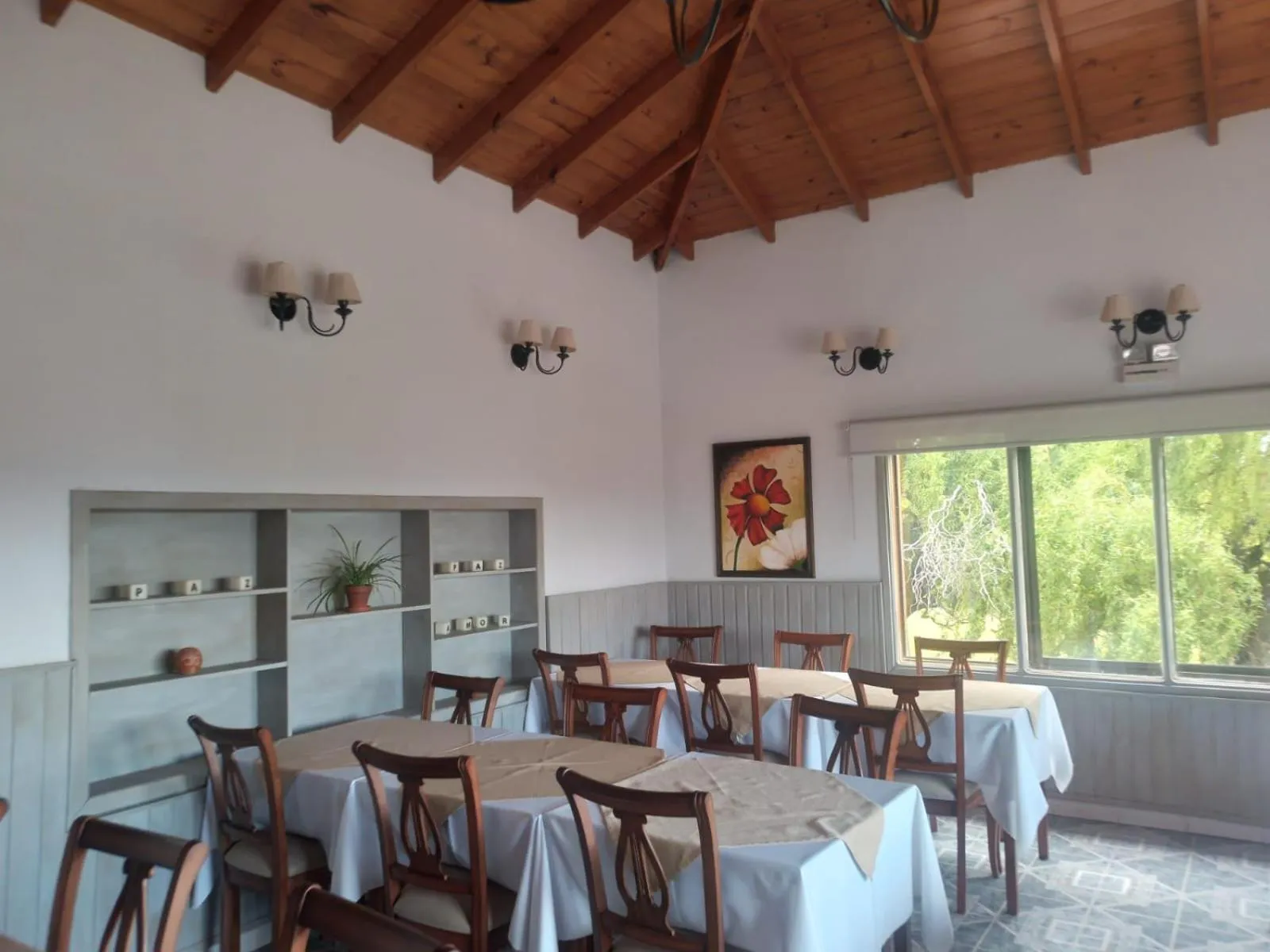Restaurant/places to eat in Hotel Picos Del Sur