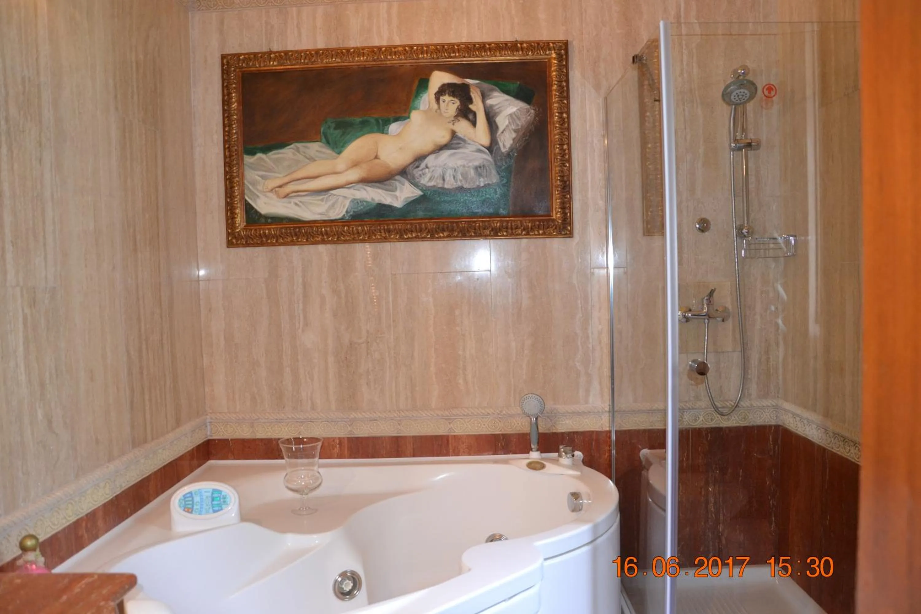 Hot Tub in Masseria Fragnale