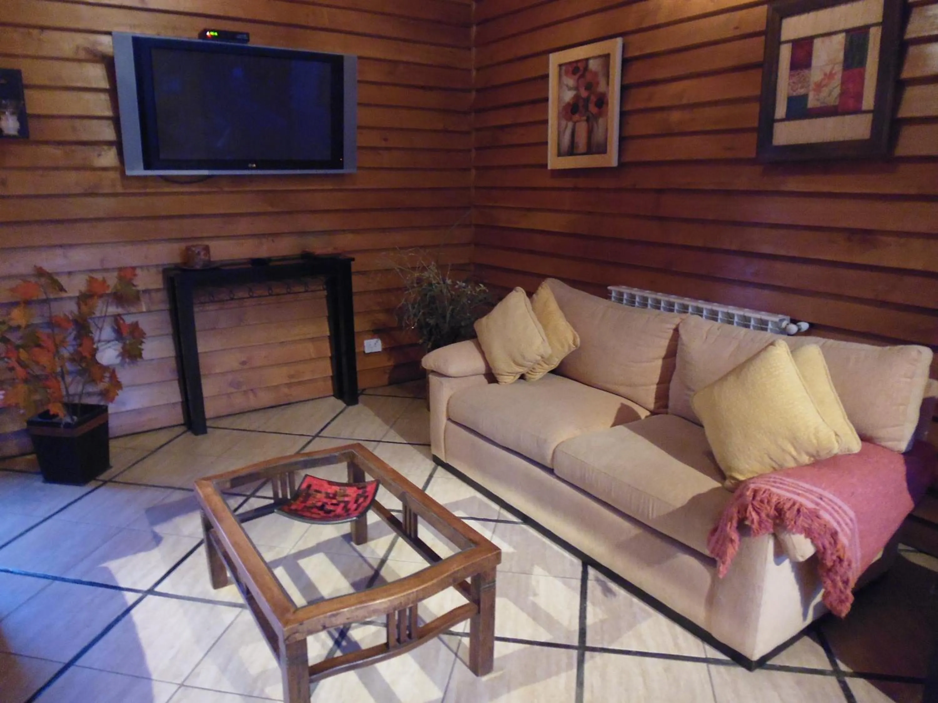 Communal lounge/ TV room in Los Naranjos