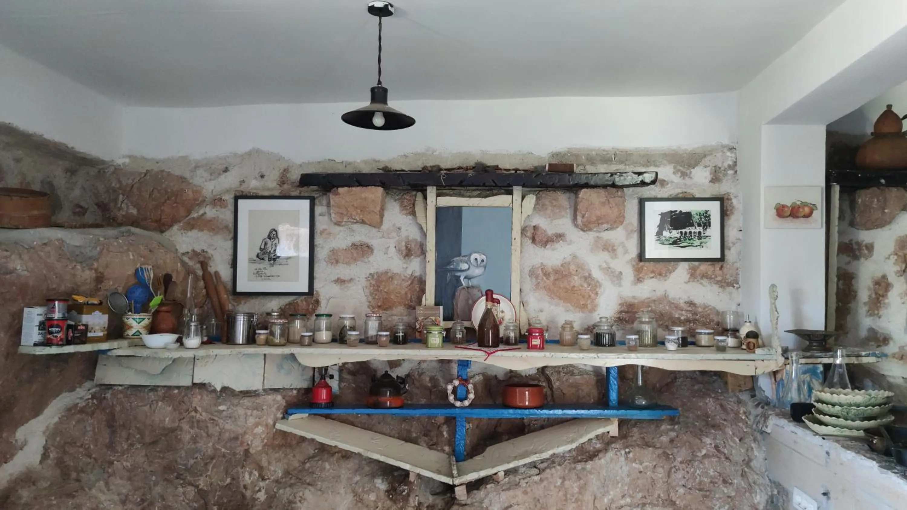 Kitchen or kitchenette in Dembelija Rooms