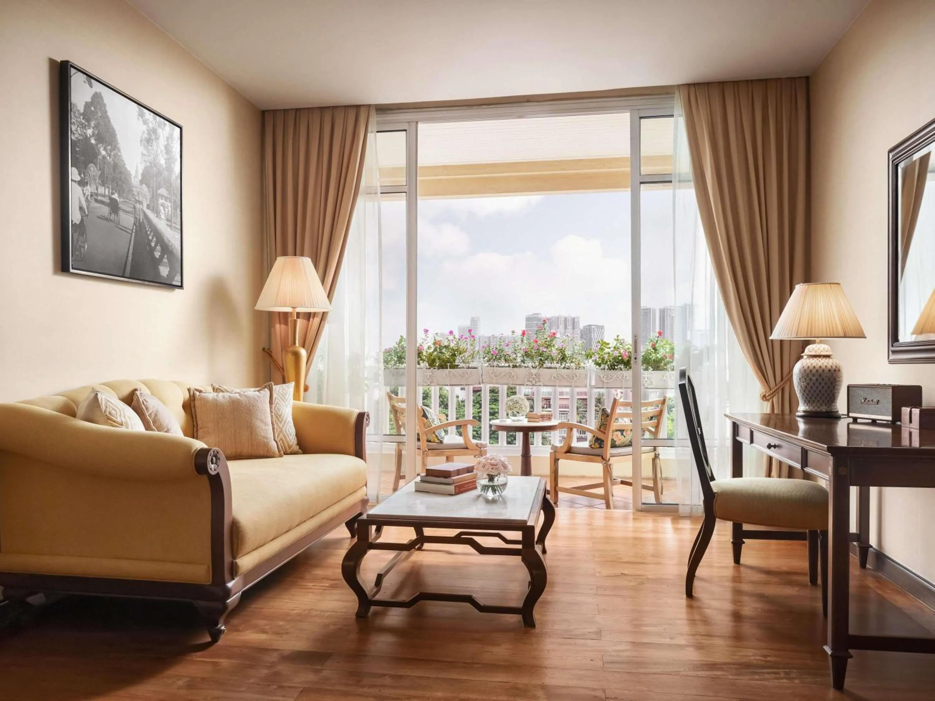 Bedroom in Sofitel Phnom Penh Phokeethra