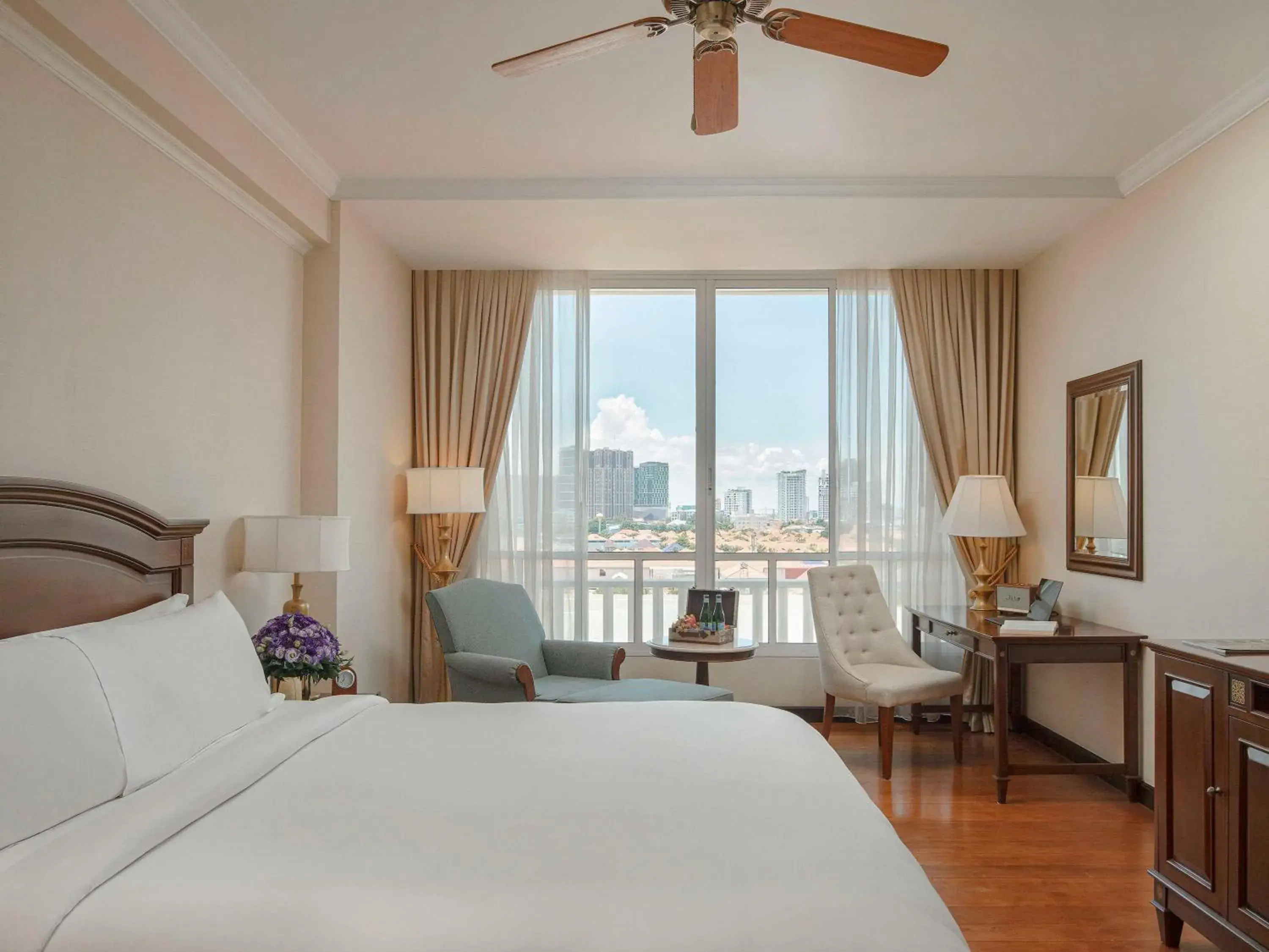 Bedroom, Bed in Sofitel Phnom Penh Phokeethra Bedroom, Bed in Sofitel Phnom Penh Phokeethra