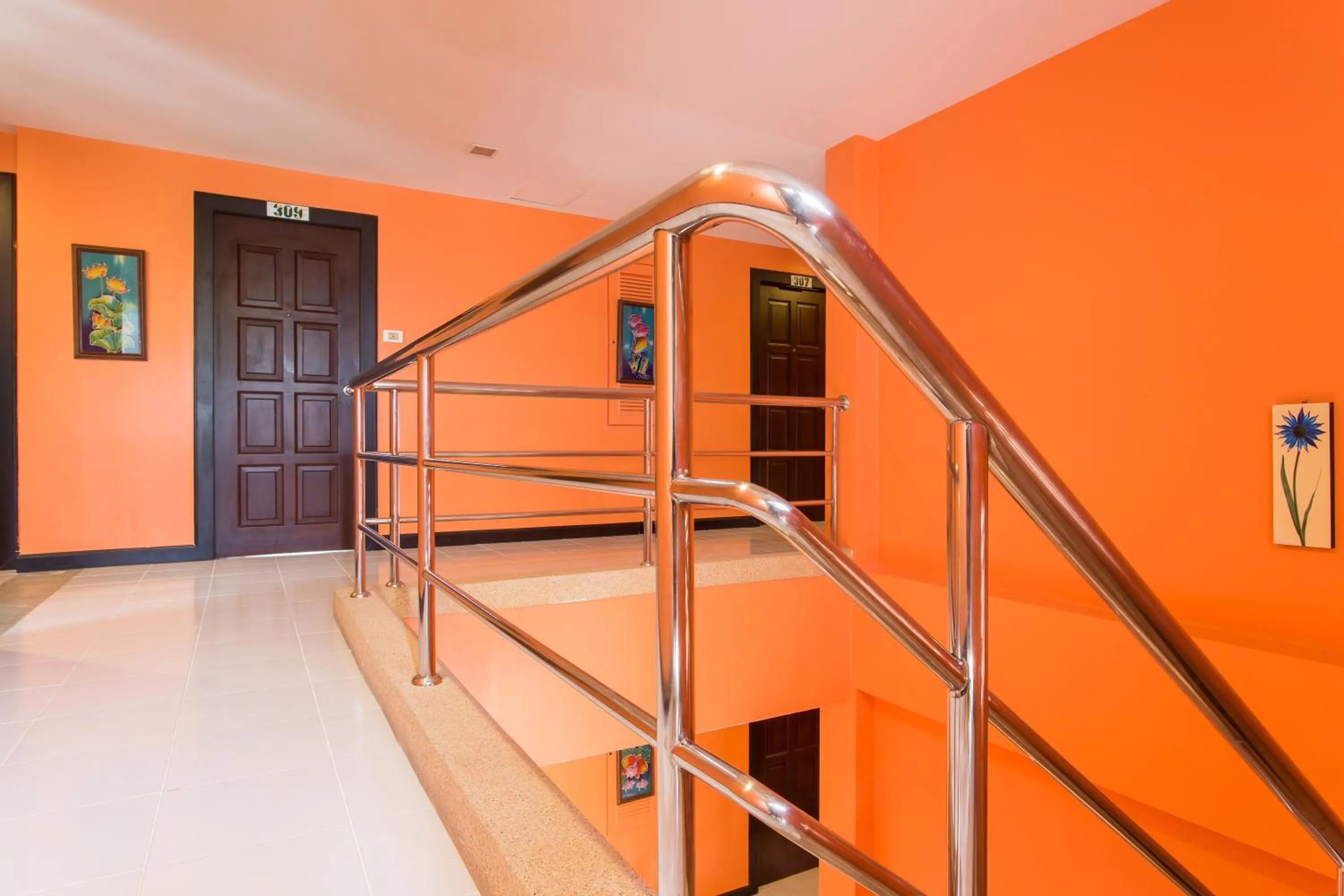 Area and facilities in Chaweng Budget Hotel