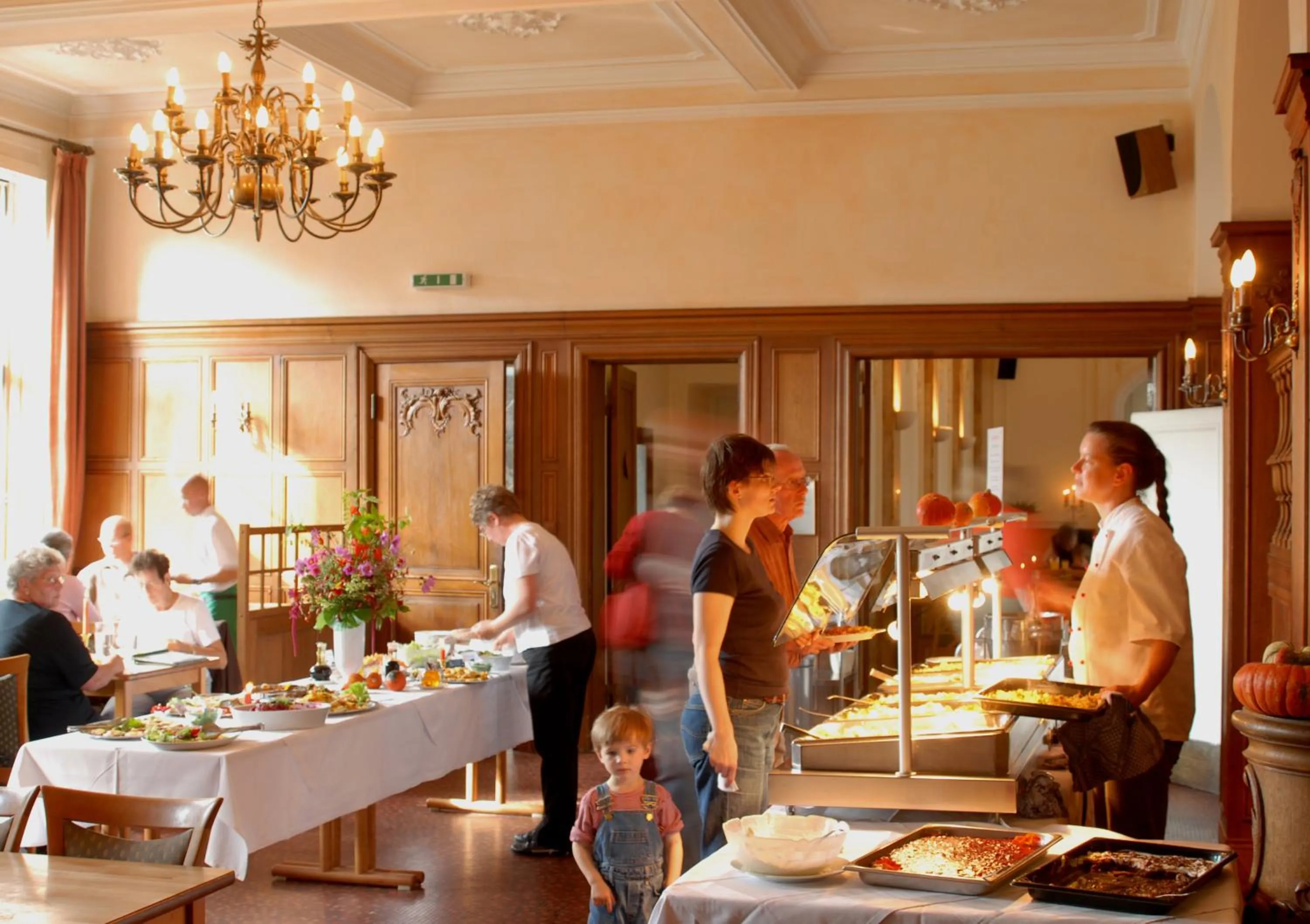 Restaurant/places to eat in Bio- und Gesundheitshotel Gutshaus Stellshagen