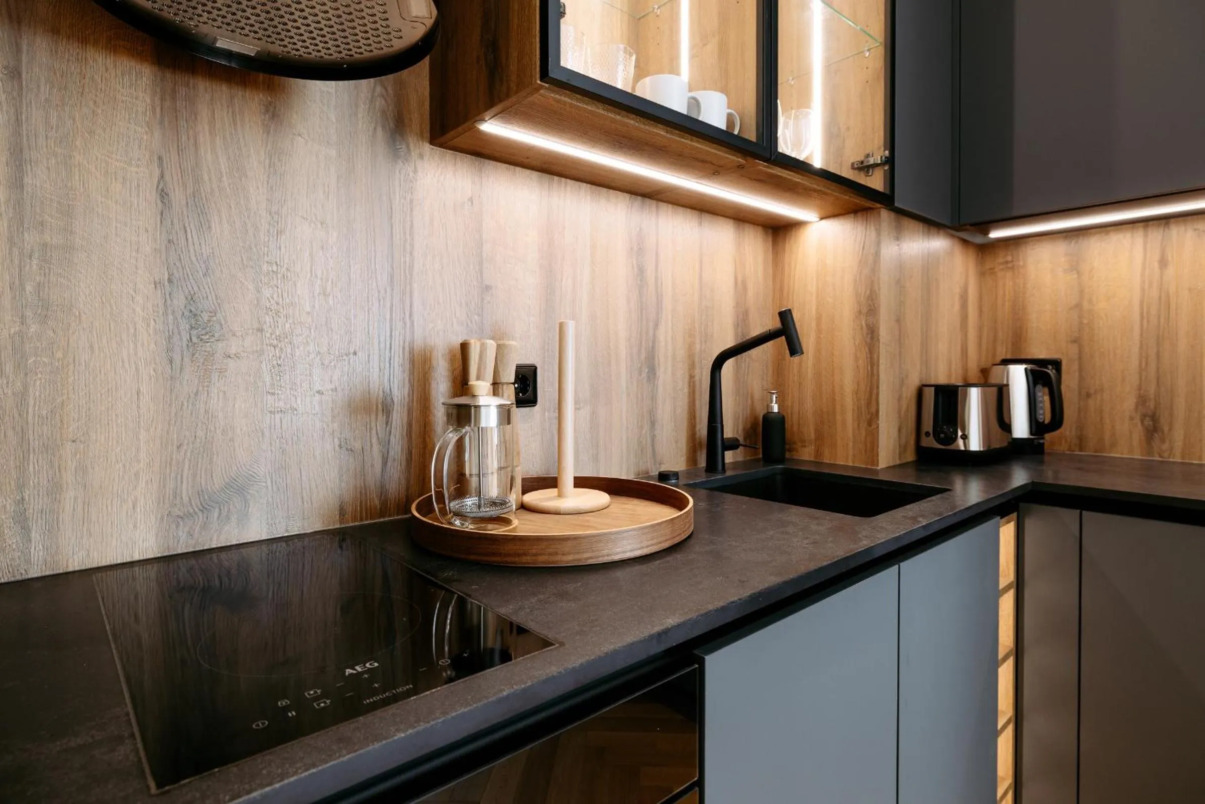 kitchen in Hestia Hotel Barons Old Town