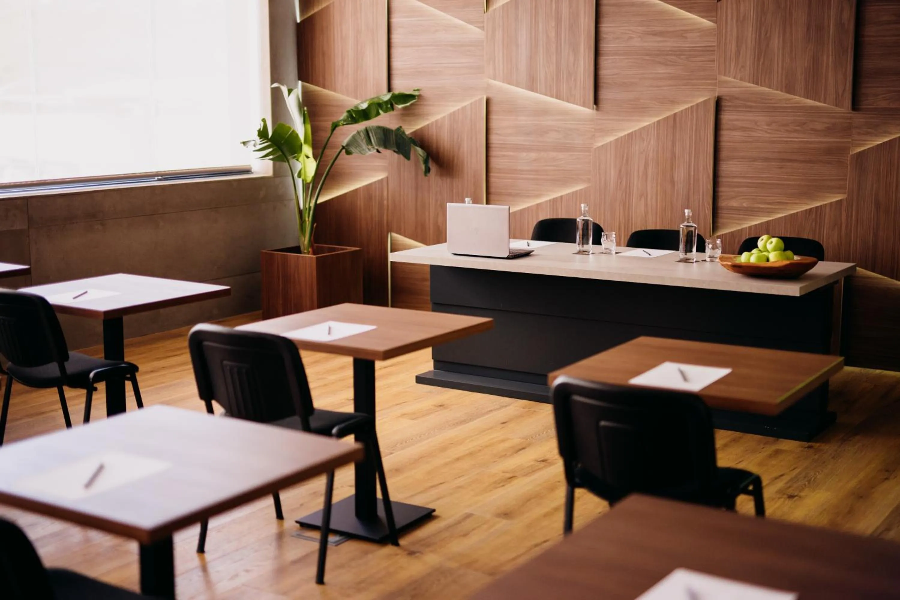 Meeting/conference room in The Prime Energize Hotel & SPA - Algarve