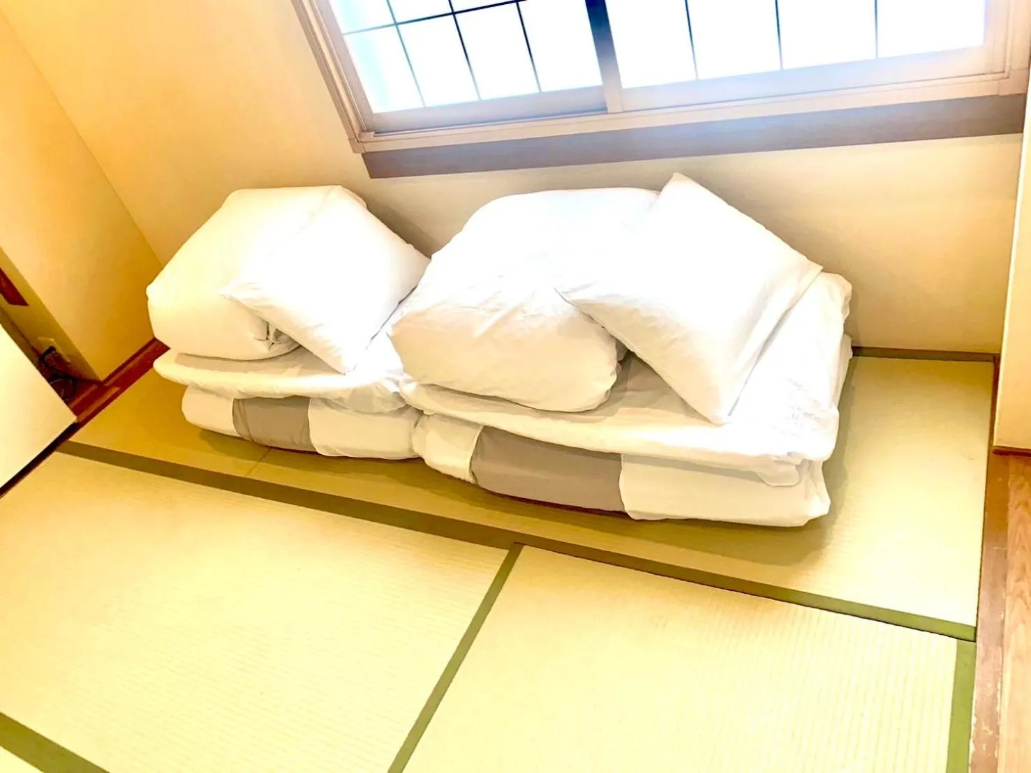 Bed in Seiki Kyoto Station