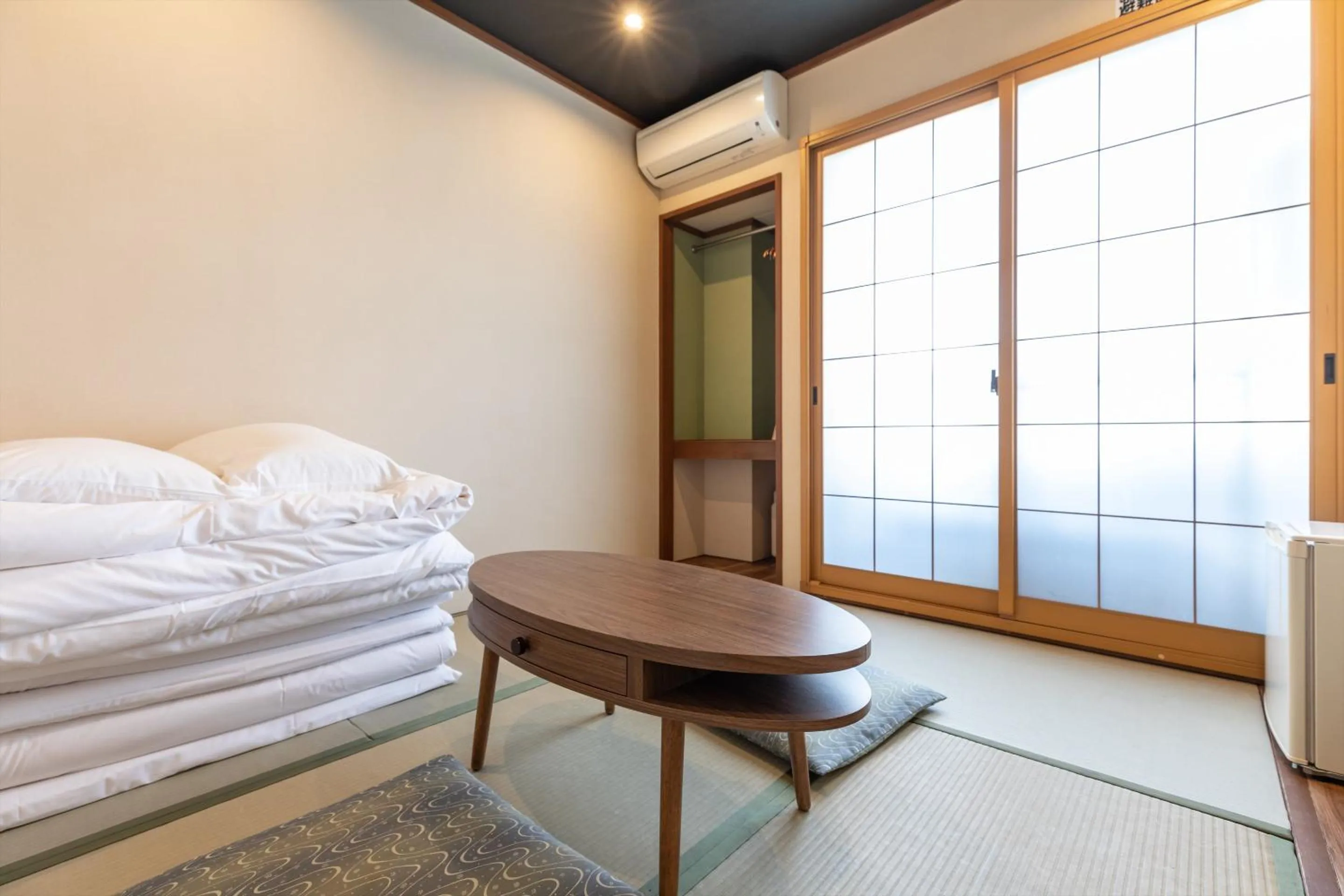 Bed in Seiki Kyoto Station