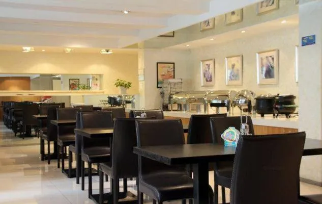 Restaurant/places to eat in Jinjiang Inn - Shanghai Changning