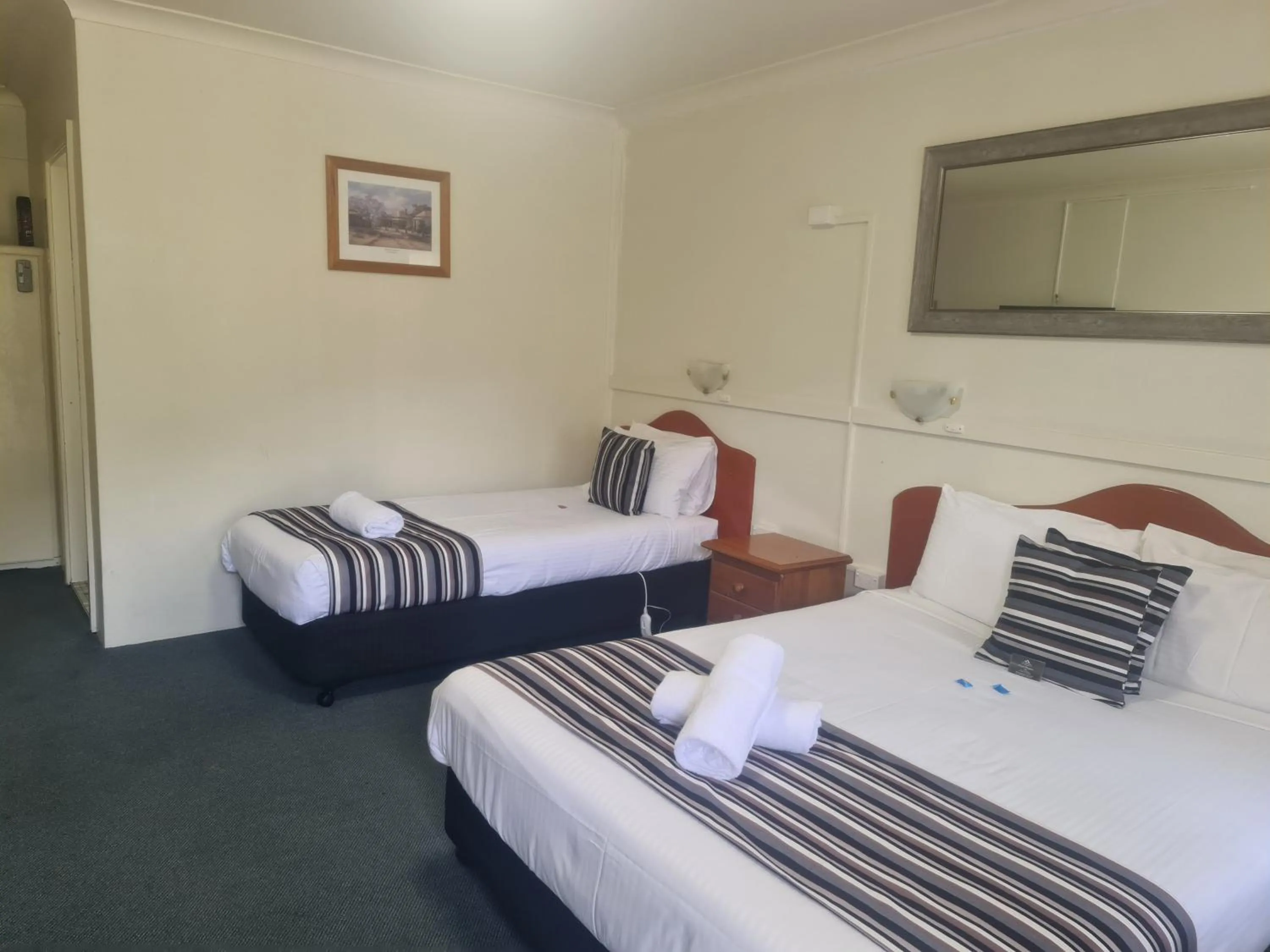 Bed in Valley View Motel