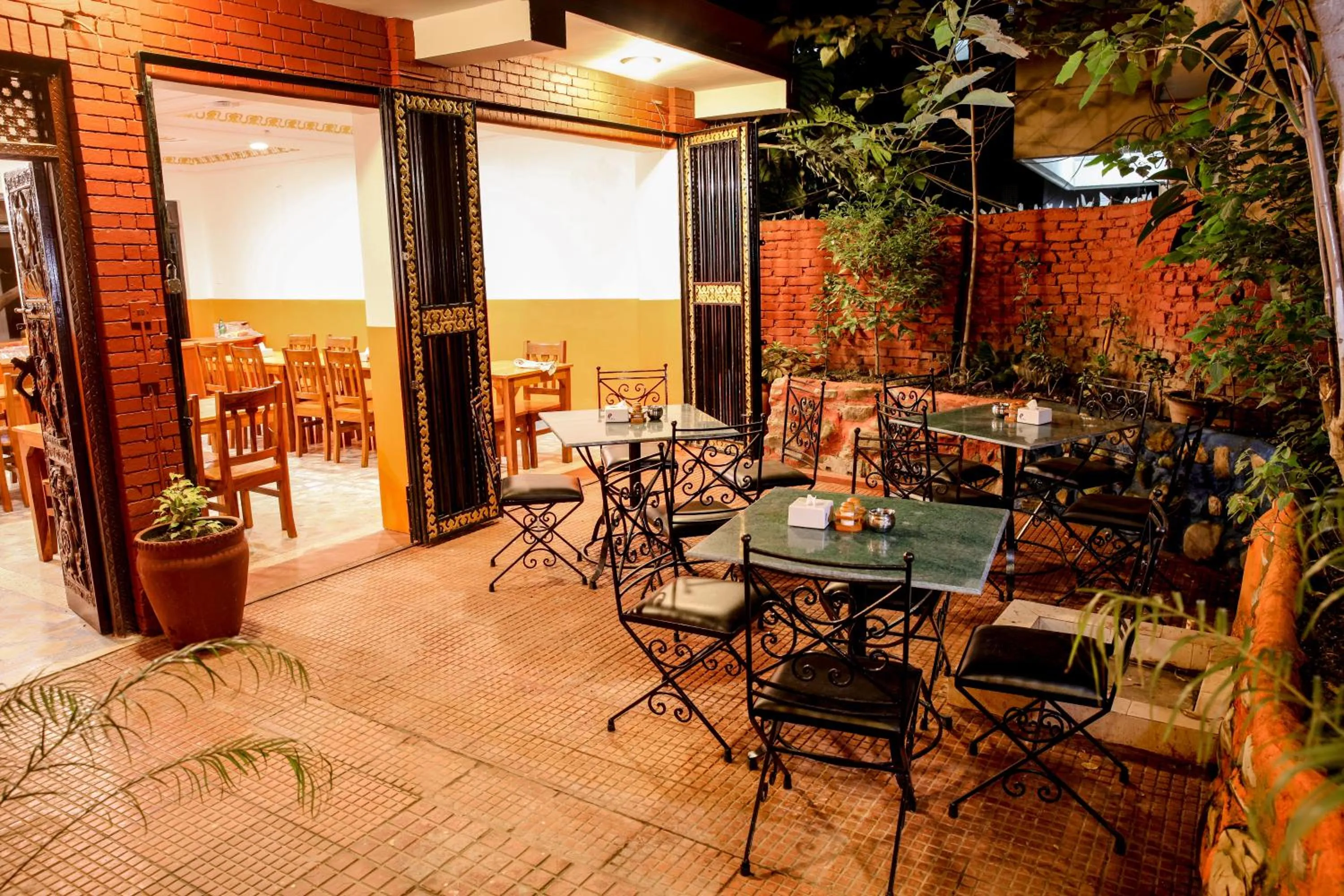 Garden in Kathmandu Regency Hotel