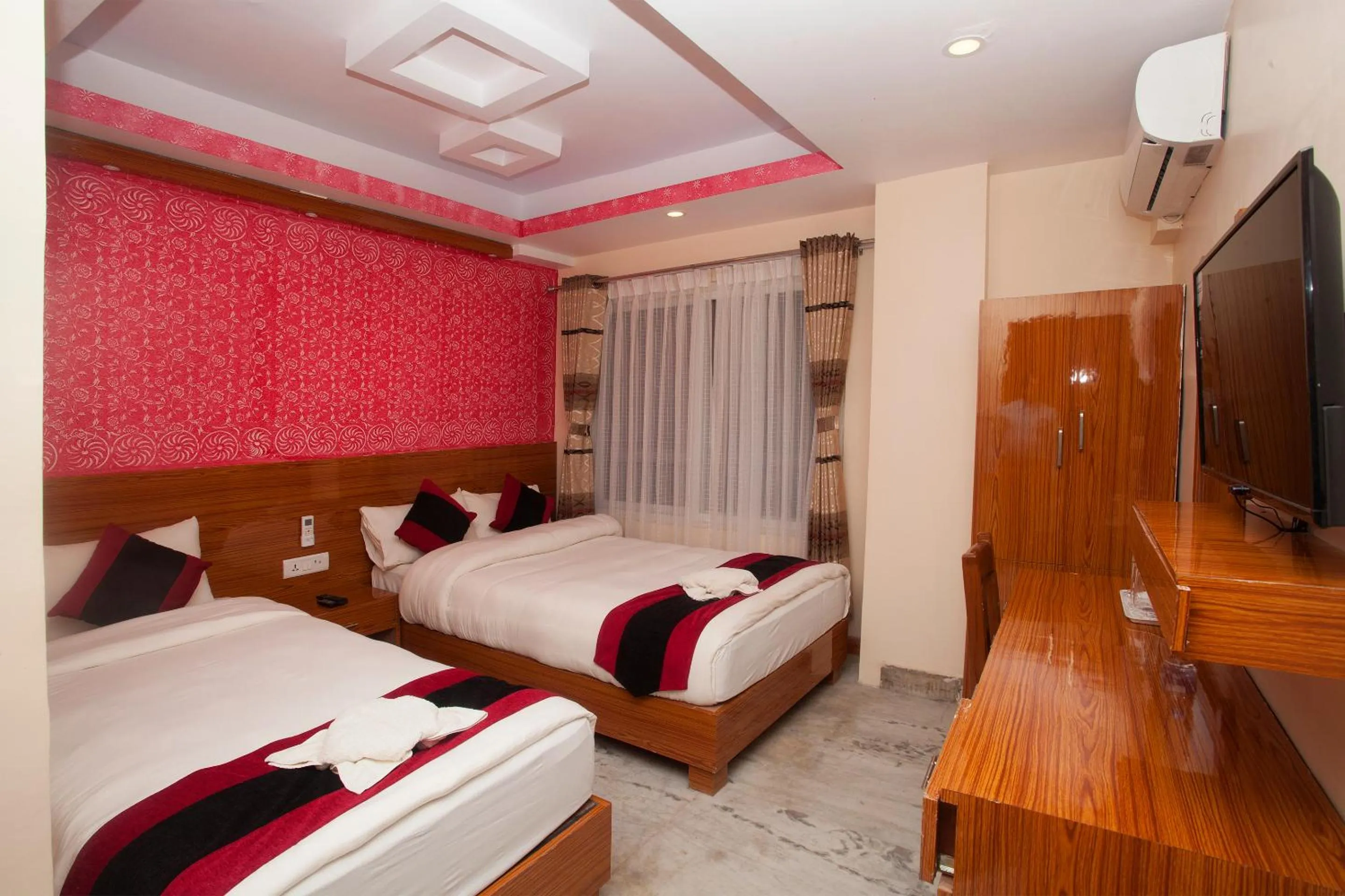 Photo of the whole room, Bed in Kathmandu Regency Hotel