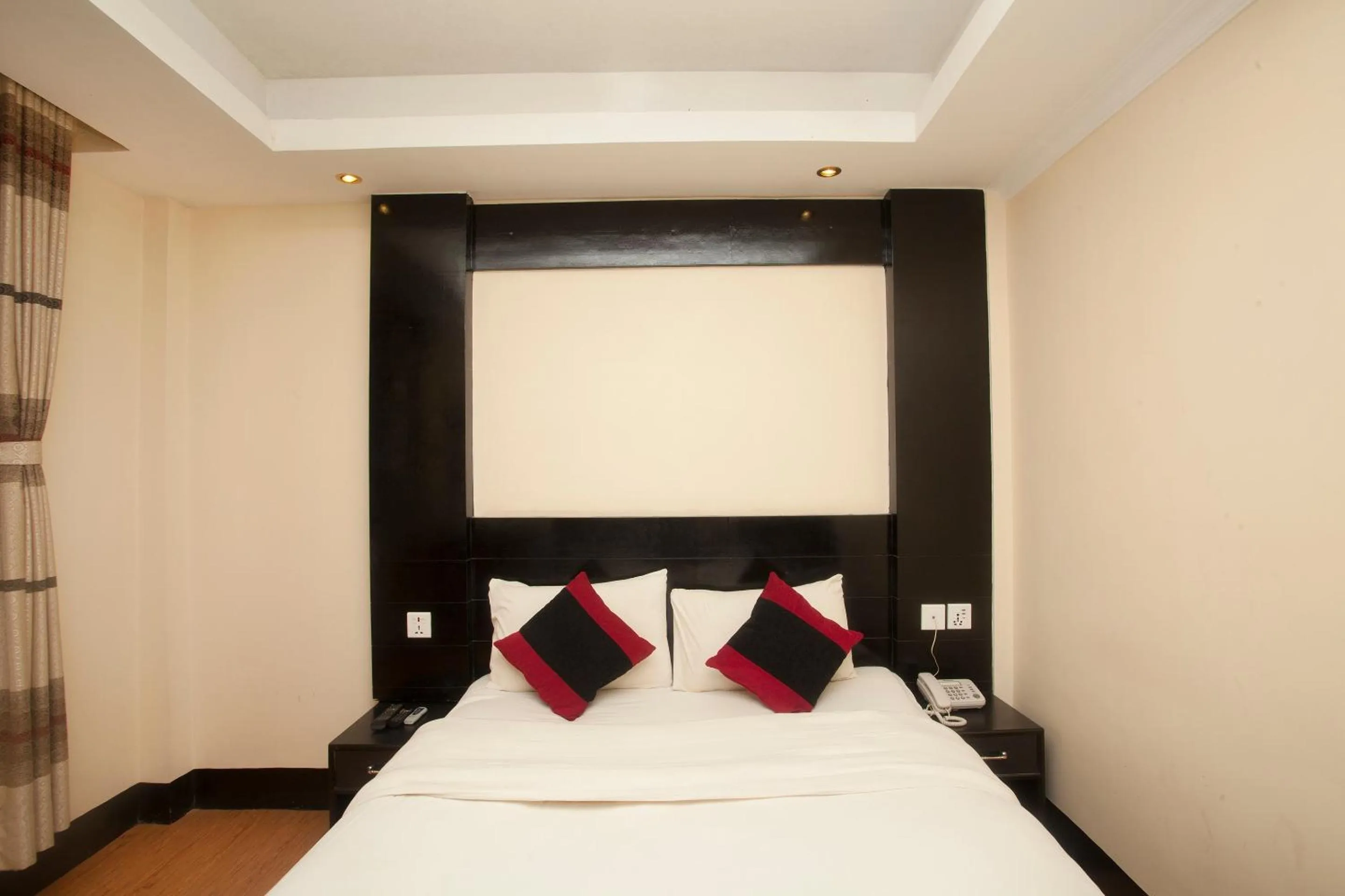 Photo of the whole room, Bed in Kathmandu Regency Hotel