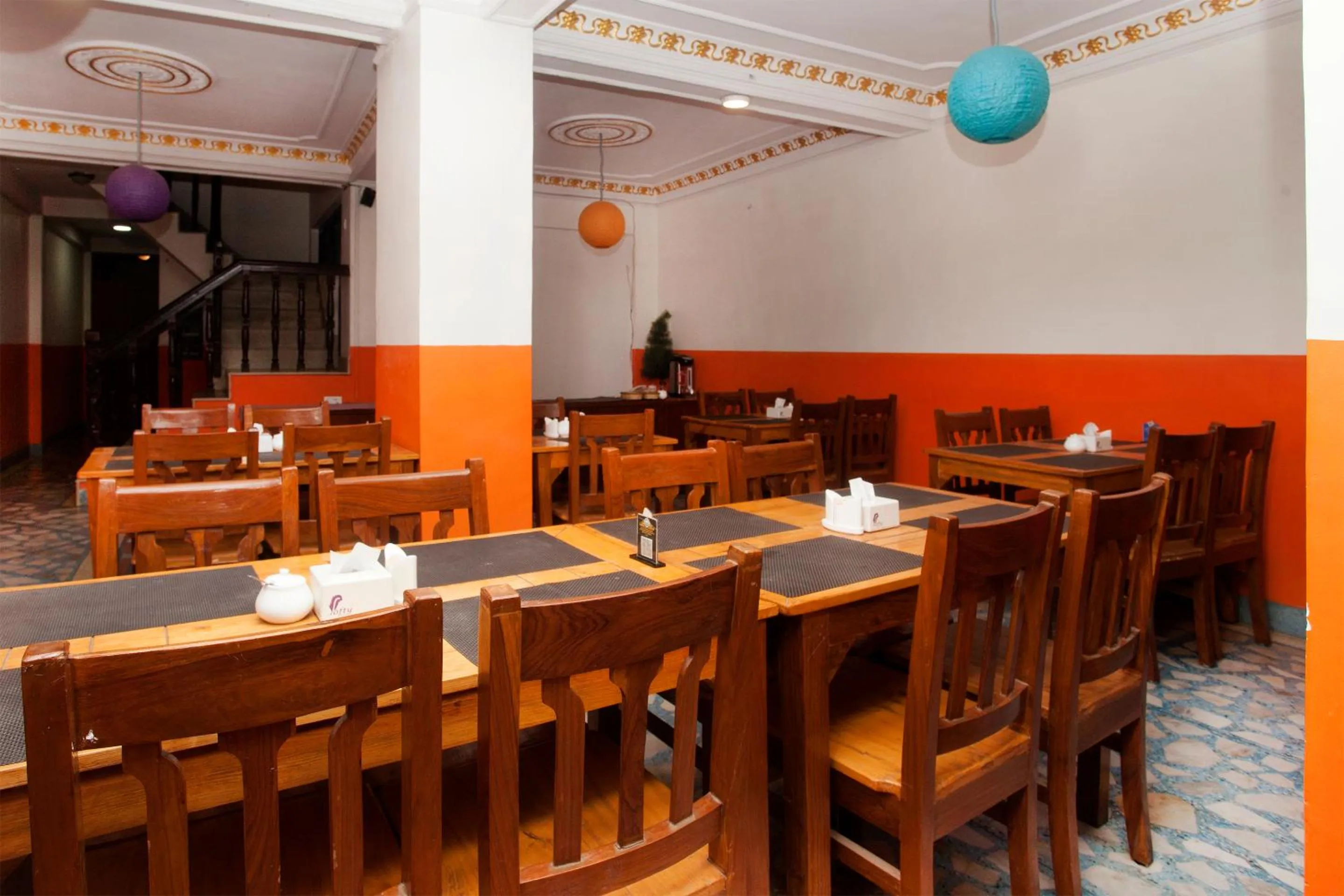 Restaurant/places to eat in Kathmandu Regency Hotel