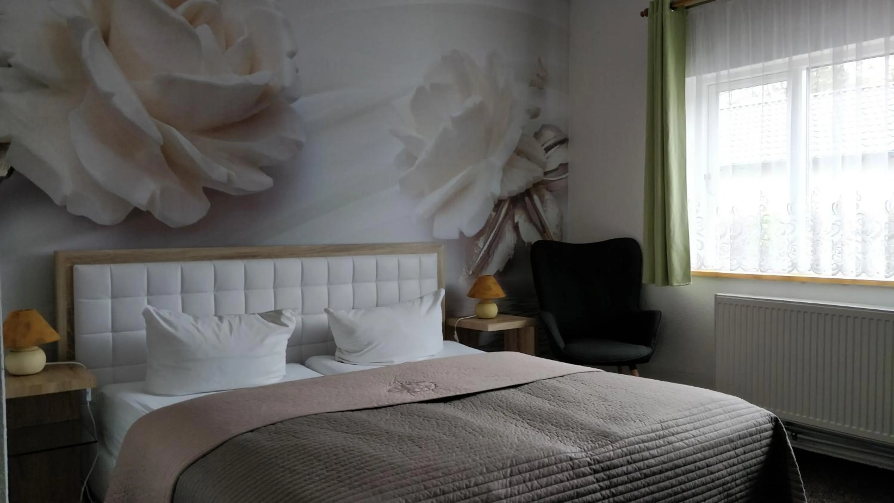 Bed in Akzent Hotel Alte Direktionsvilla Kupfermühle