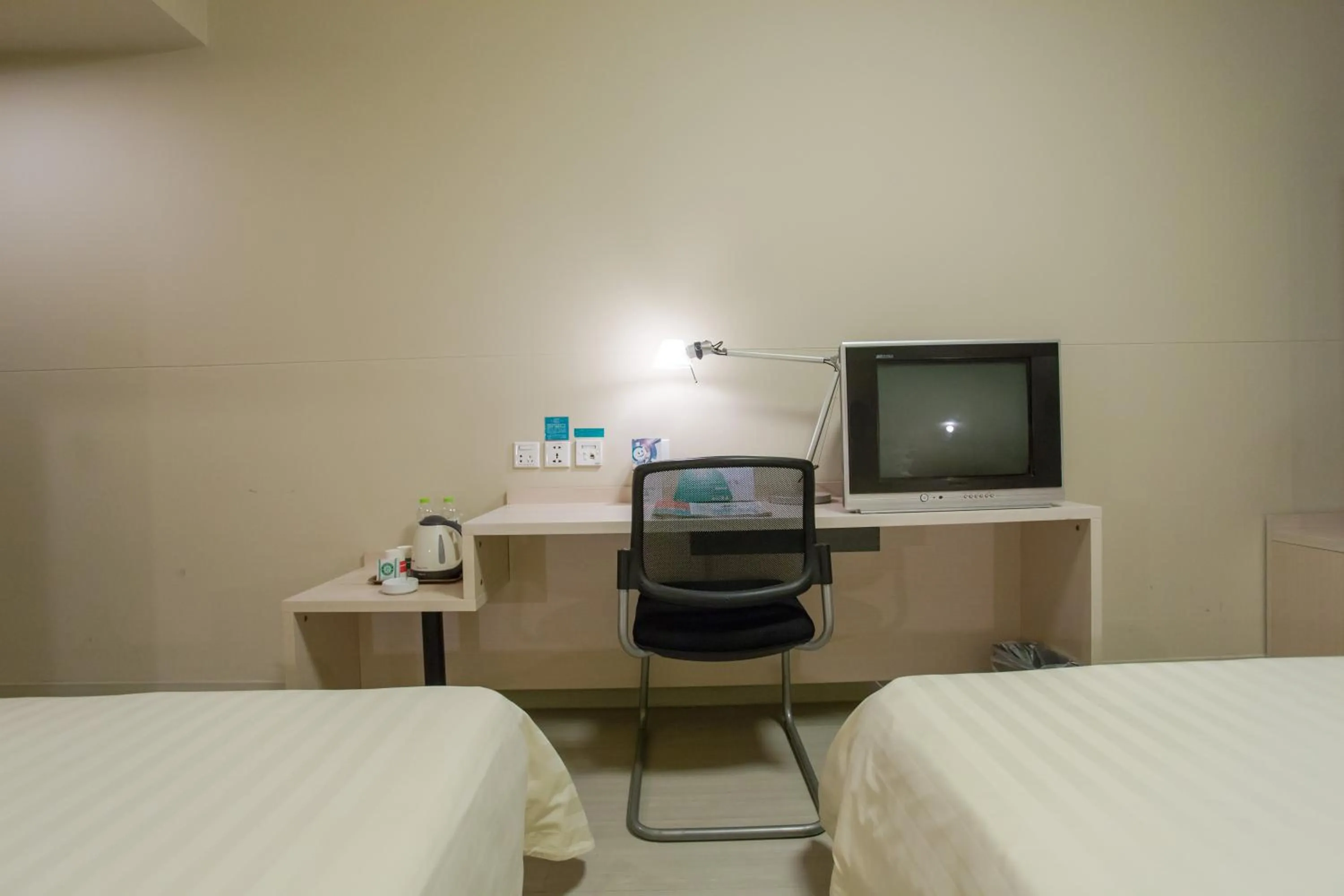 Photo of the whole room in Jinjiang Inn - Beijing Daxing Development Zone