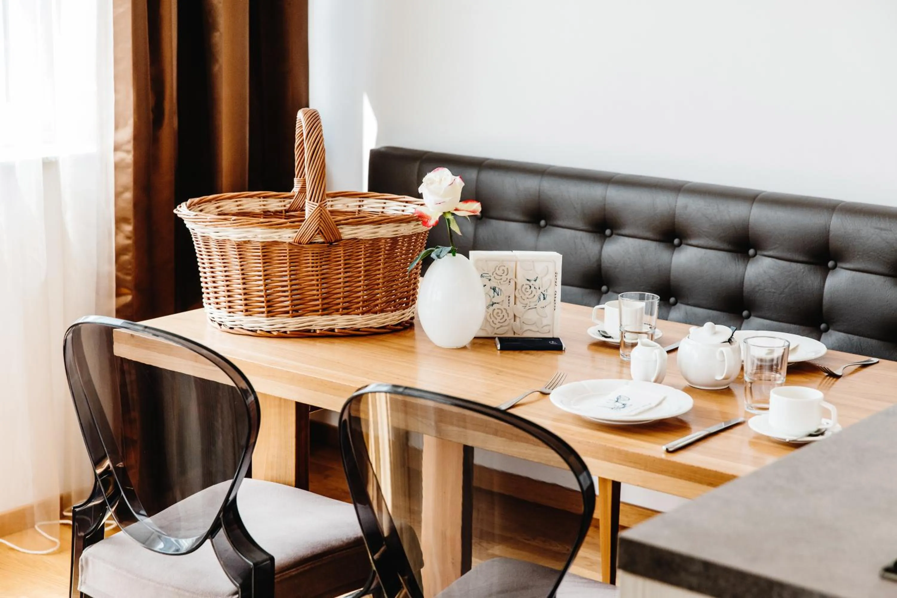 Food and drinks in Apart Hotel Legendär