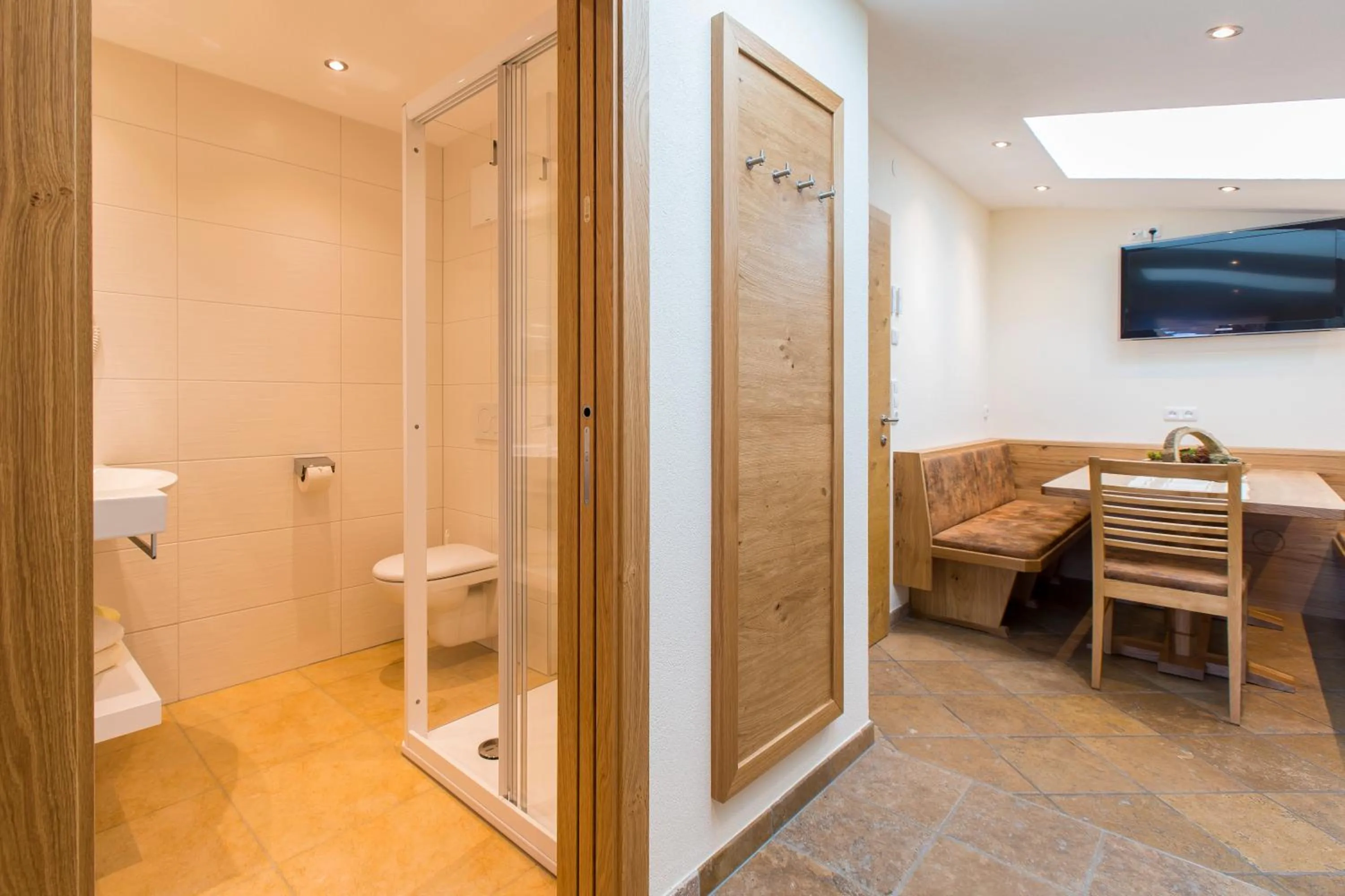 Photo of the whole room in Aparthotel Hohe Brücke