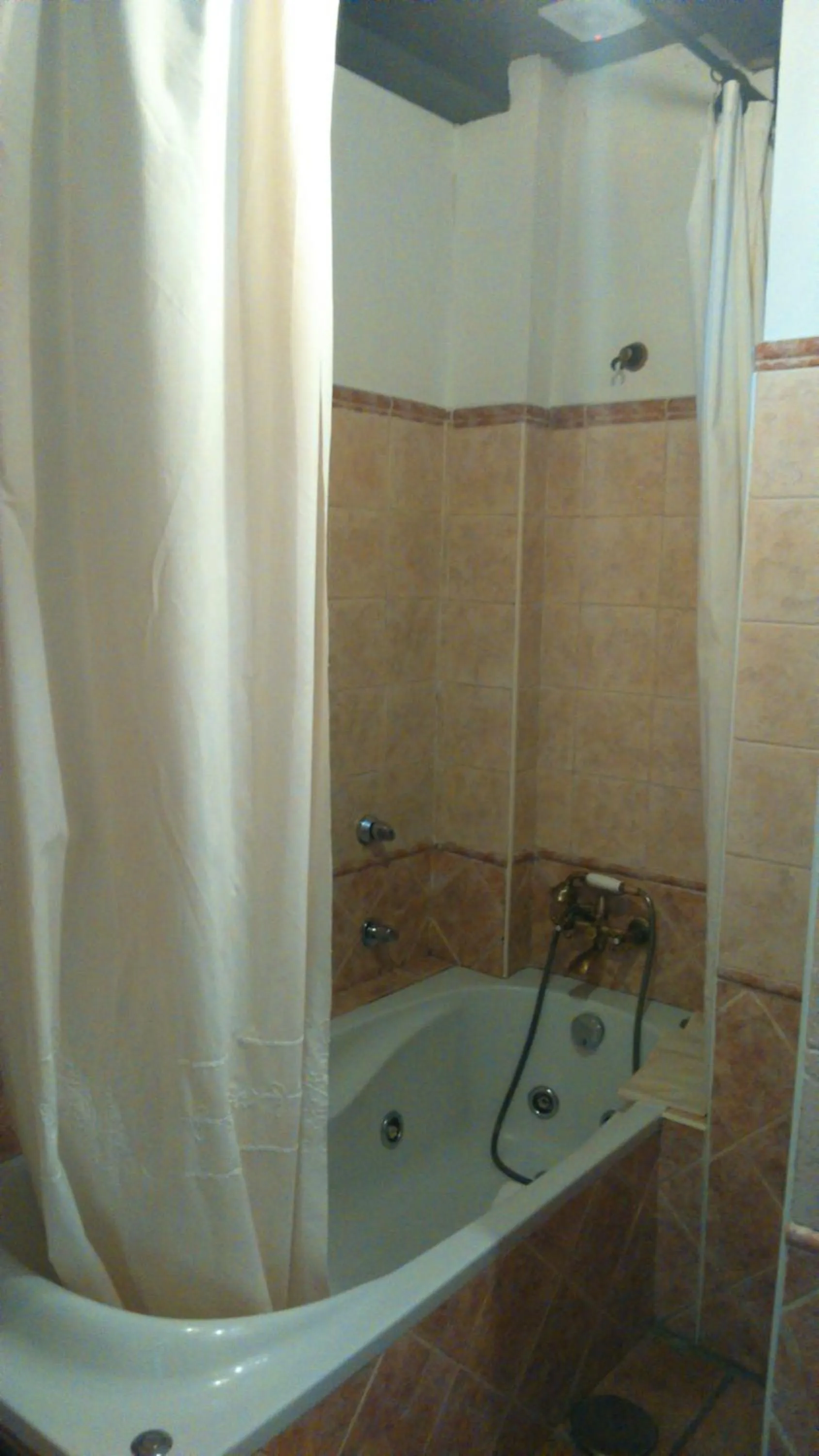 Spa and wellness centre/facilities in Hostal Rural Molino Del Bombo