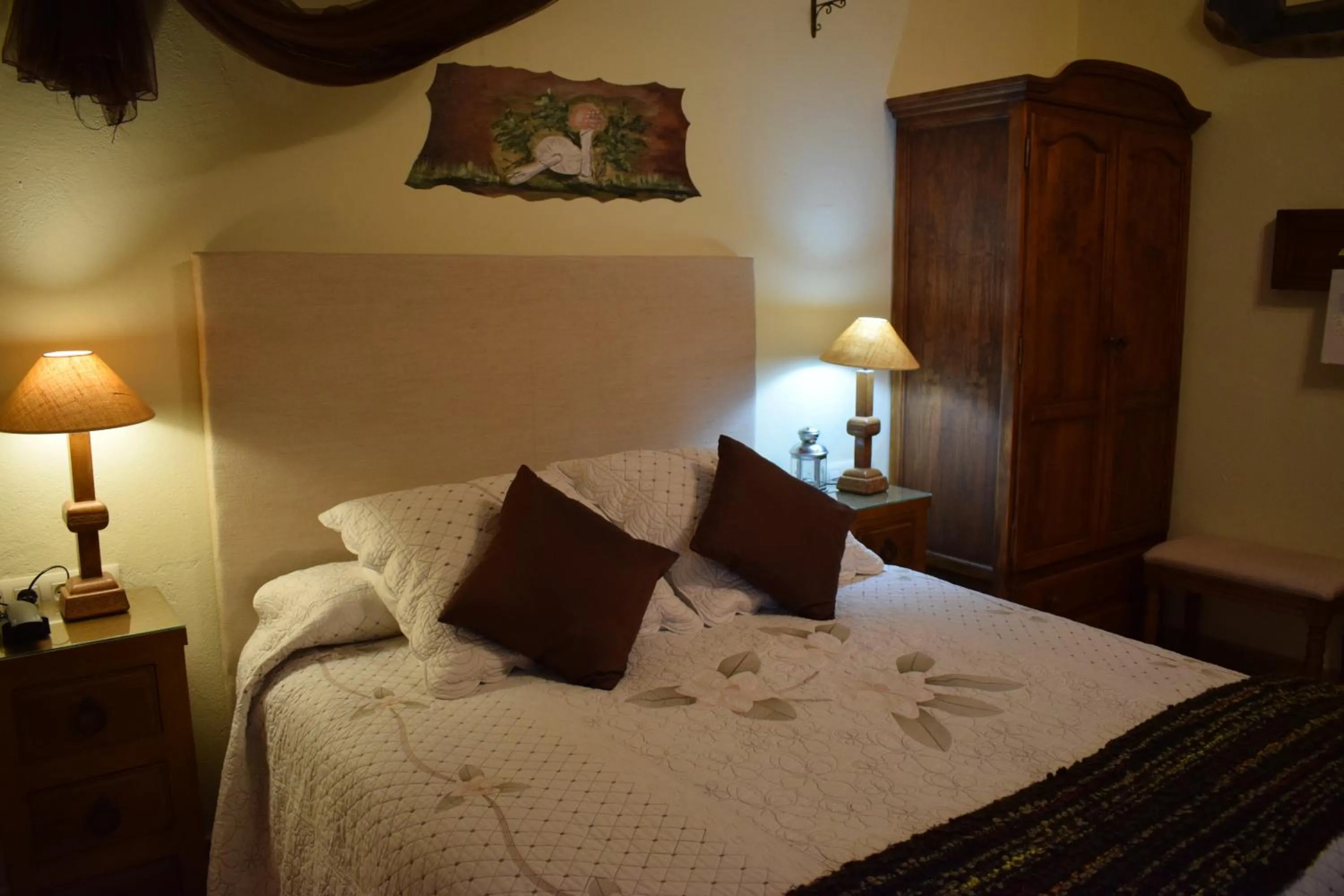 Bed in Hostal Rural Molino Del Bombo