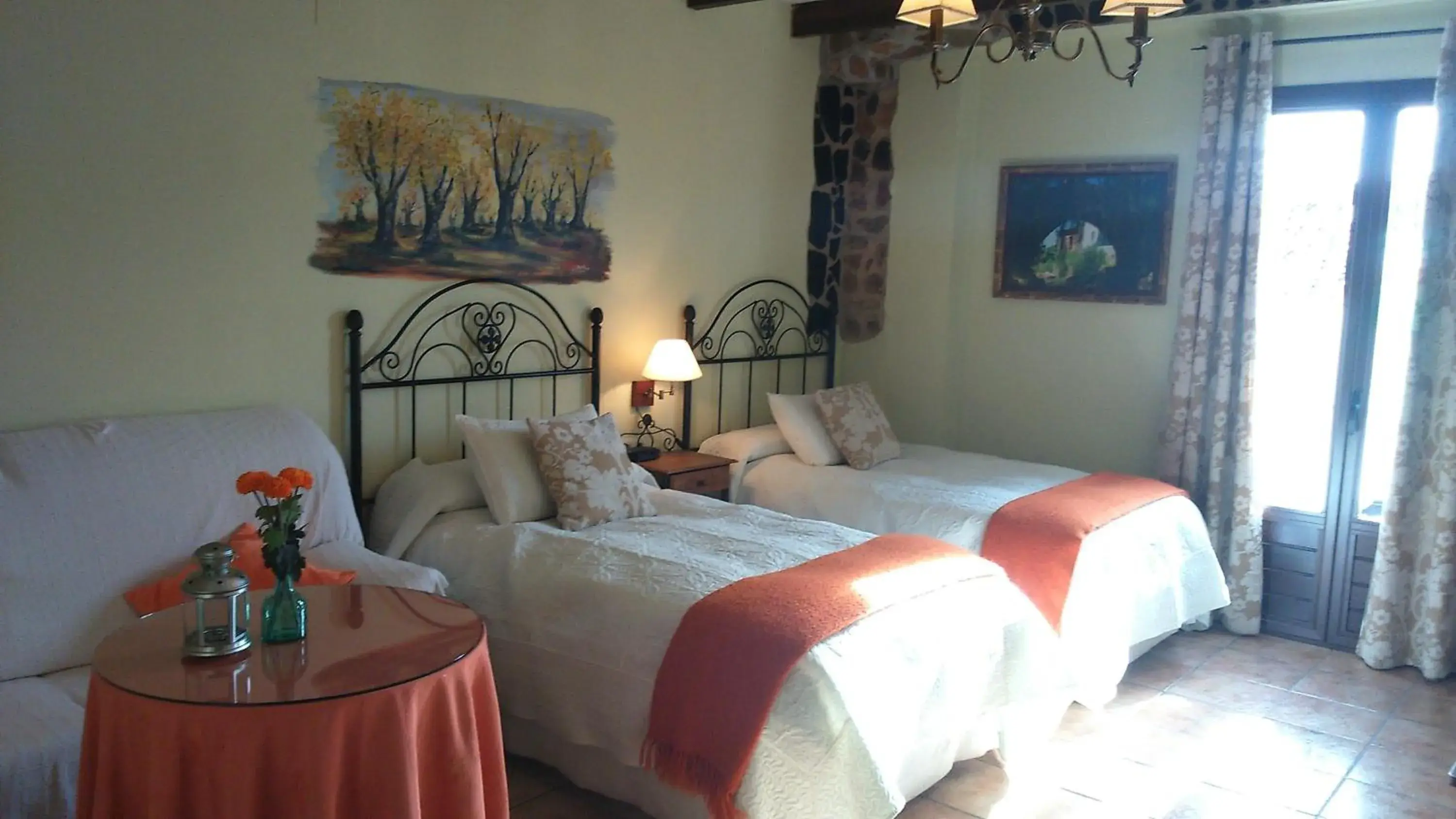 Double or Twin Room in Hostal Rural Molino Del Bombo Double or Twin Room in Hostal Rural Molino Del Bombo