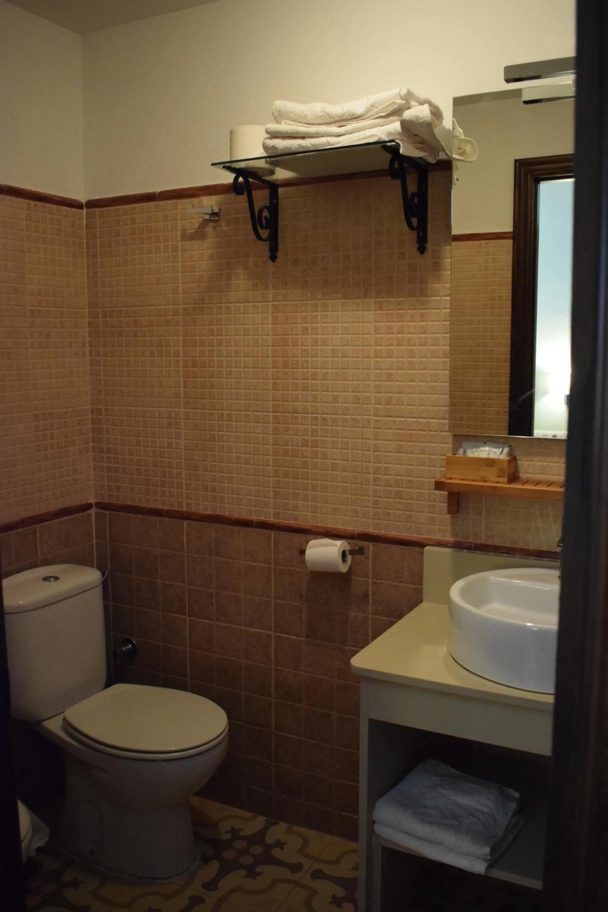 Bathroom in Hostal Rural Molino Del Bombo