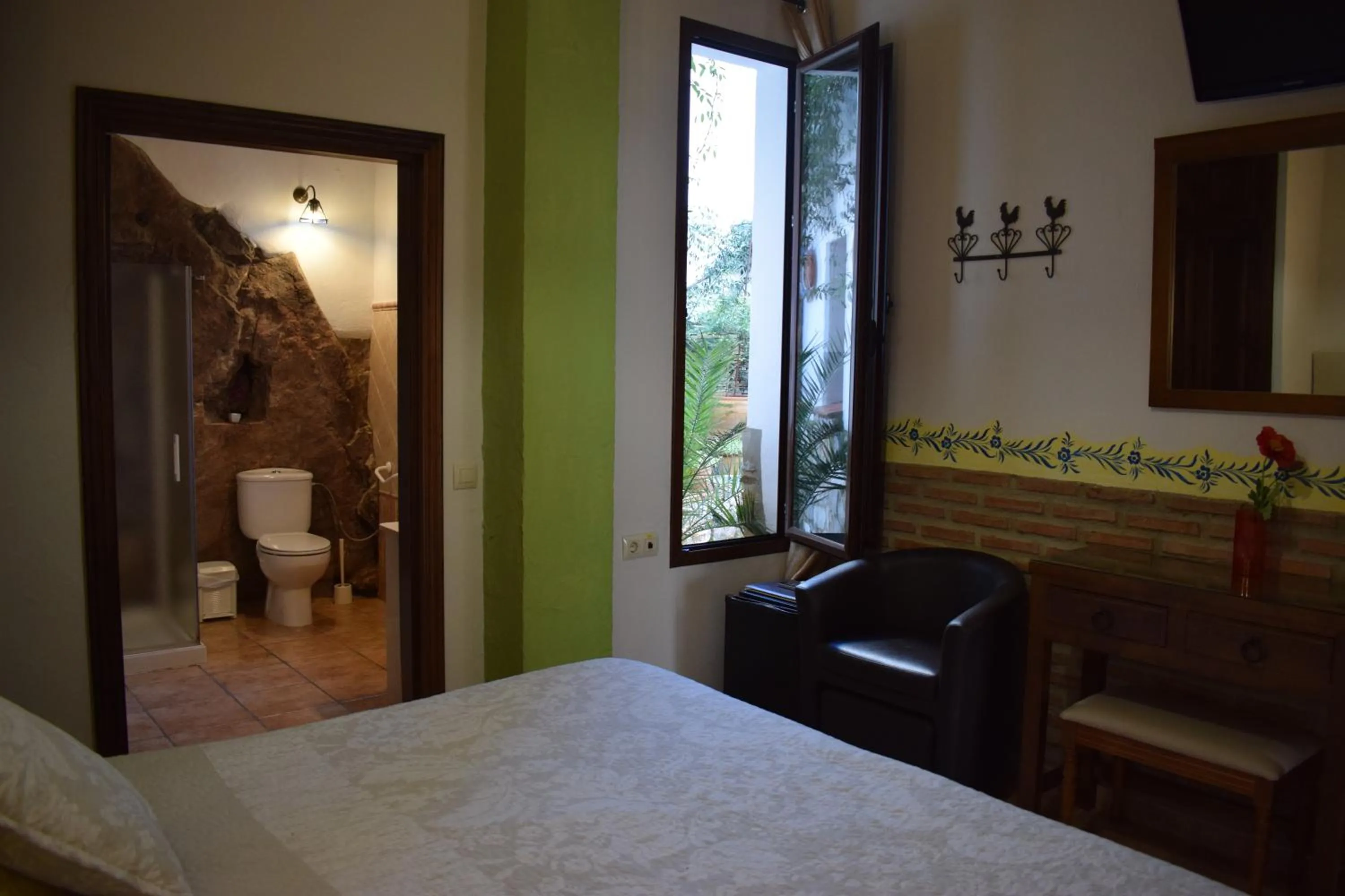 Bedroom, Bed in Hostal Rural Molino Del Bombo