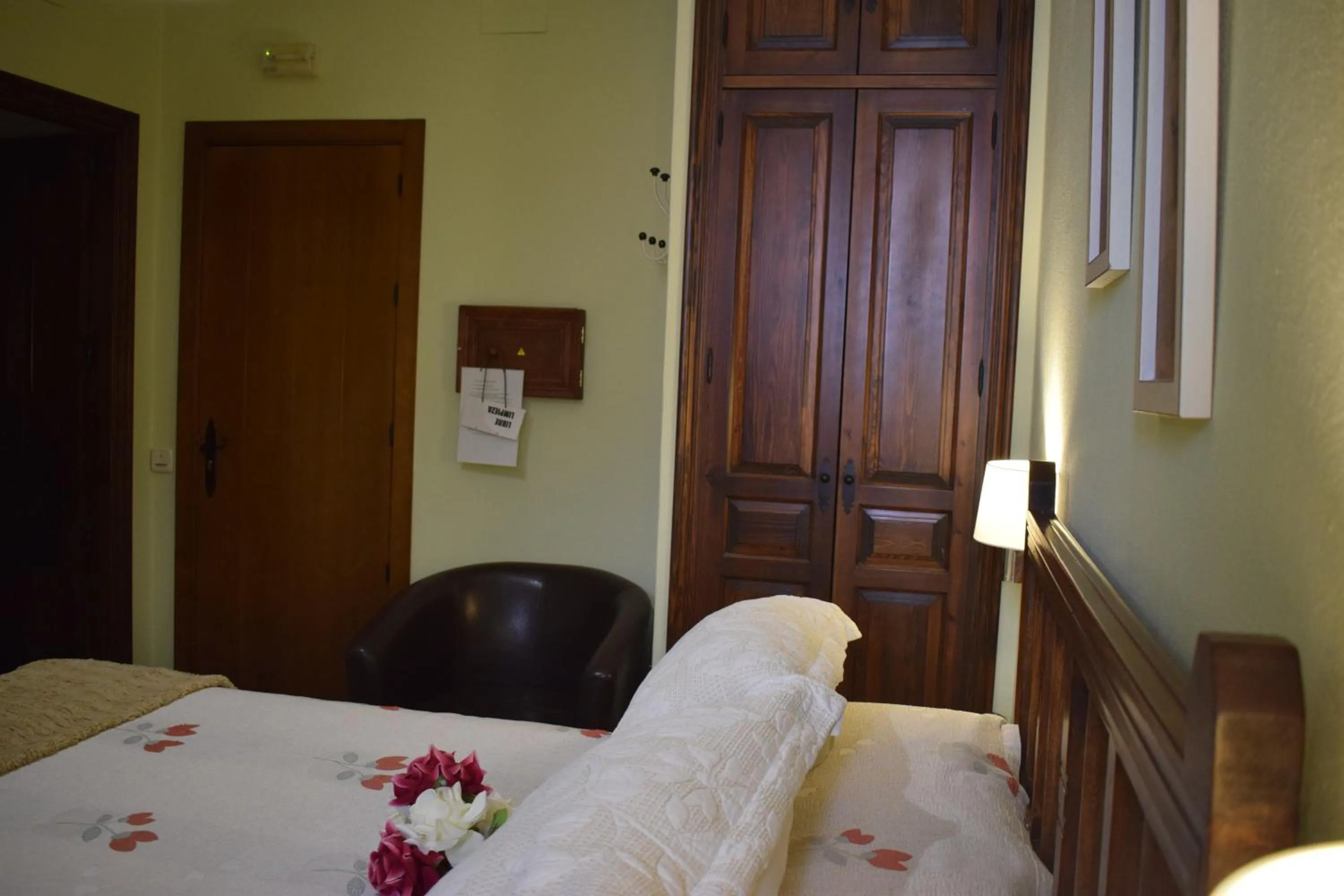 Bed in Hostal Rural Molino Del Bombo
