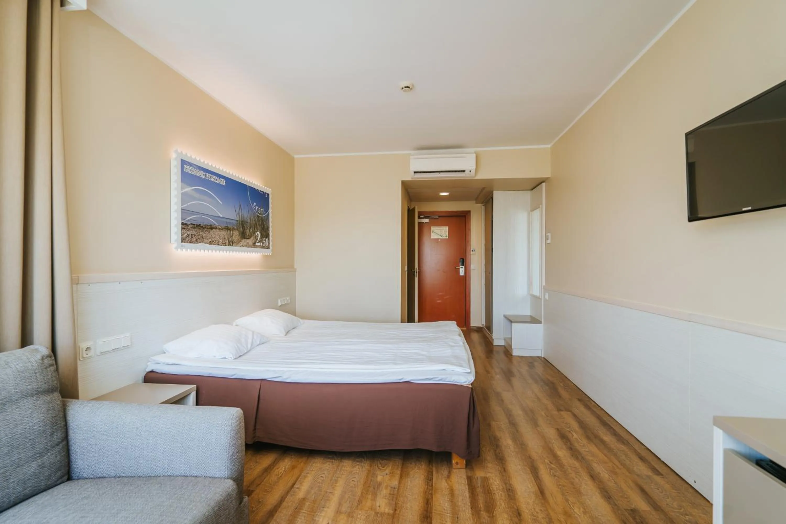 Photo of the whole room, Bed in Hestia Hotel Strand