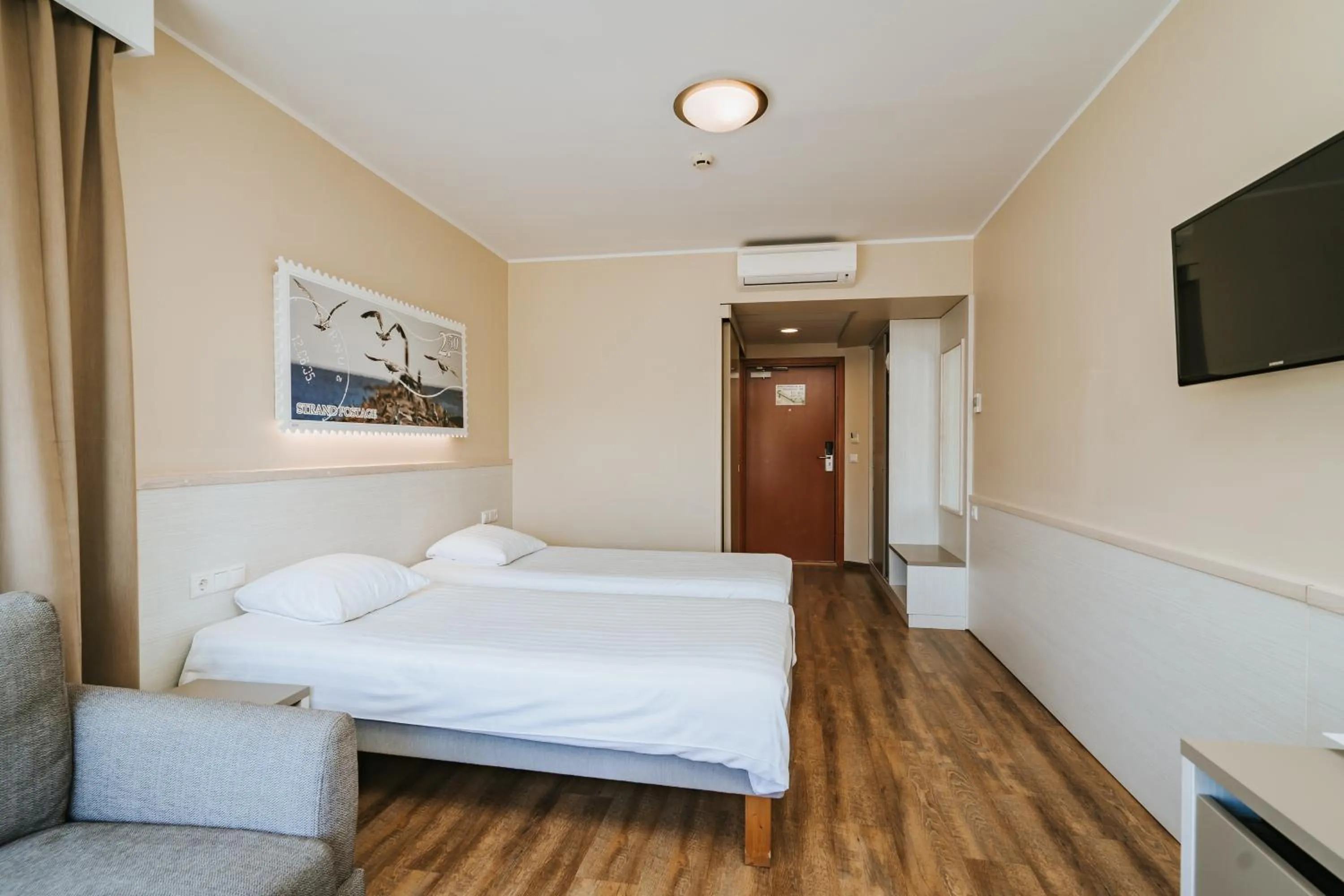 Photo of the whole room, Bed in Hestia Hotel Strand