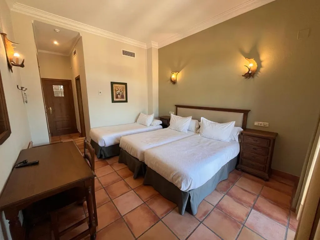 Bed in Hotel Sierra de Ubrique