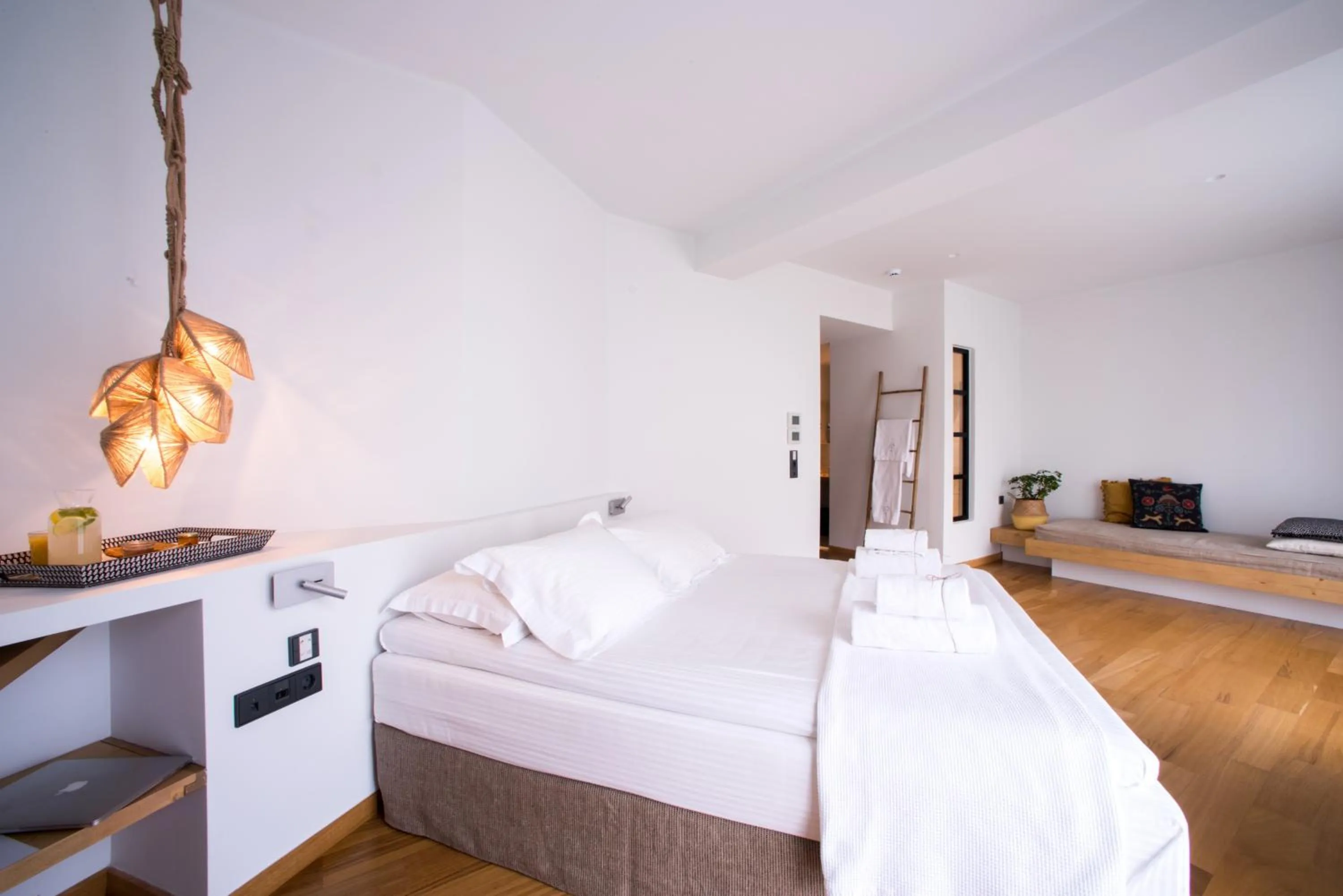 Bathroom, Bed in Sunday Boutique Hotel