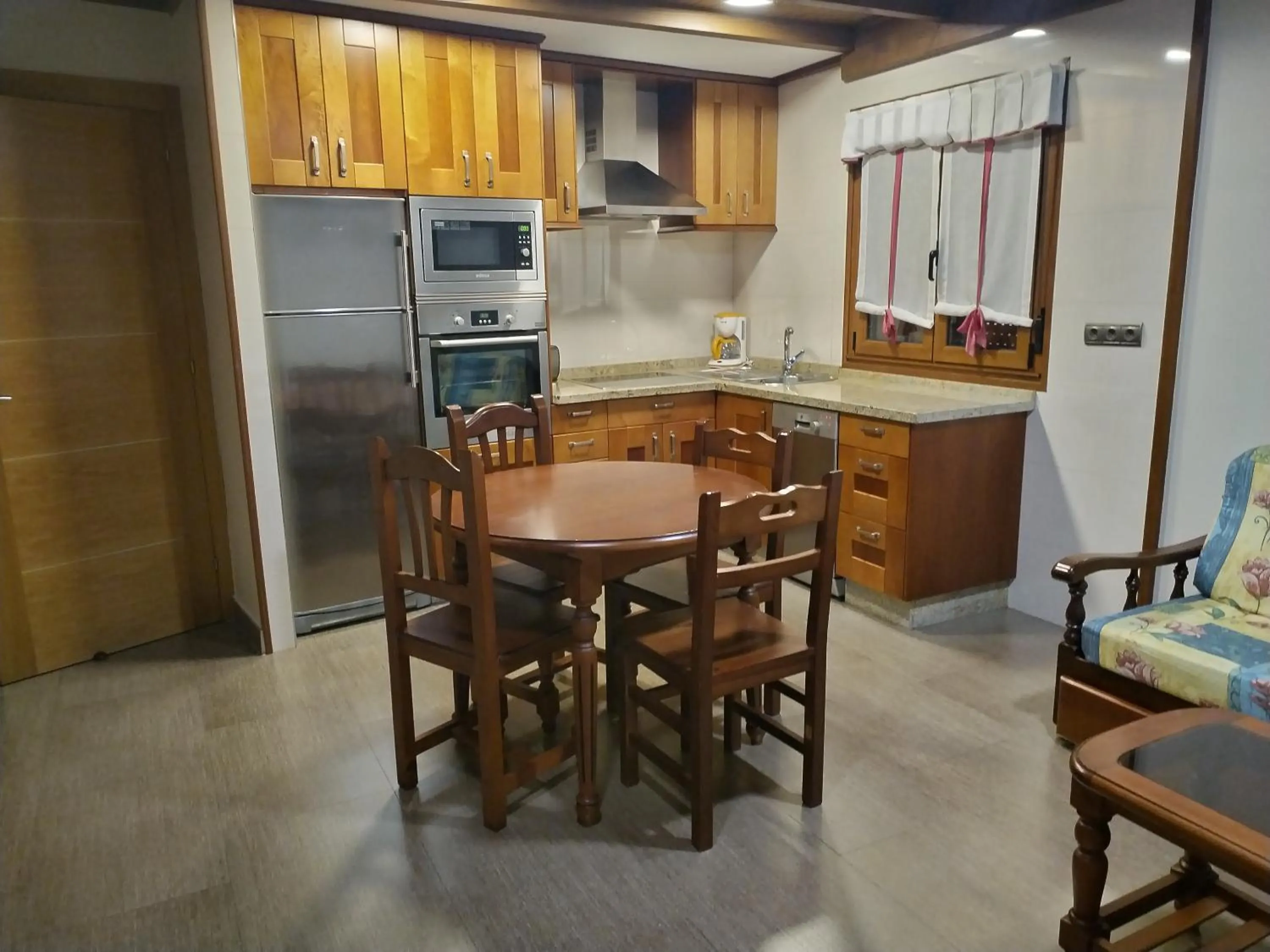 Kitchen or kitchenette in Hotel Peña Pandos