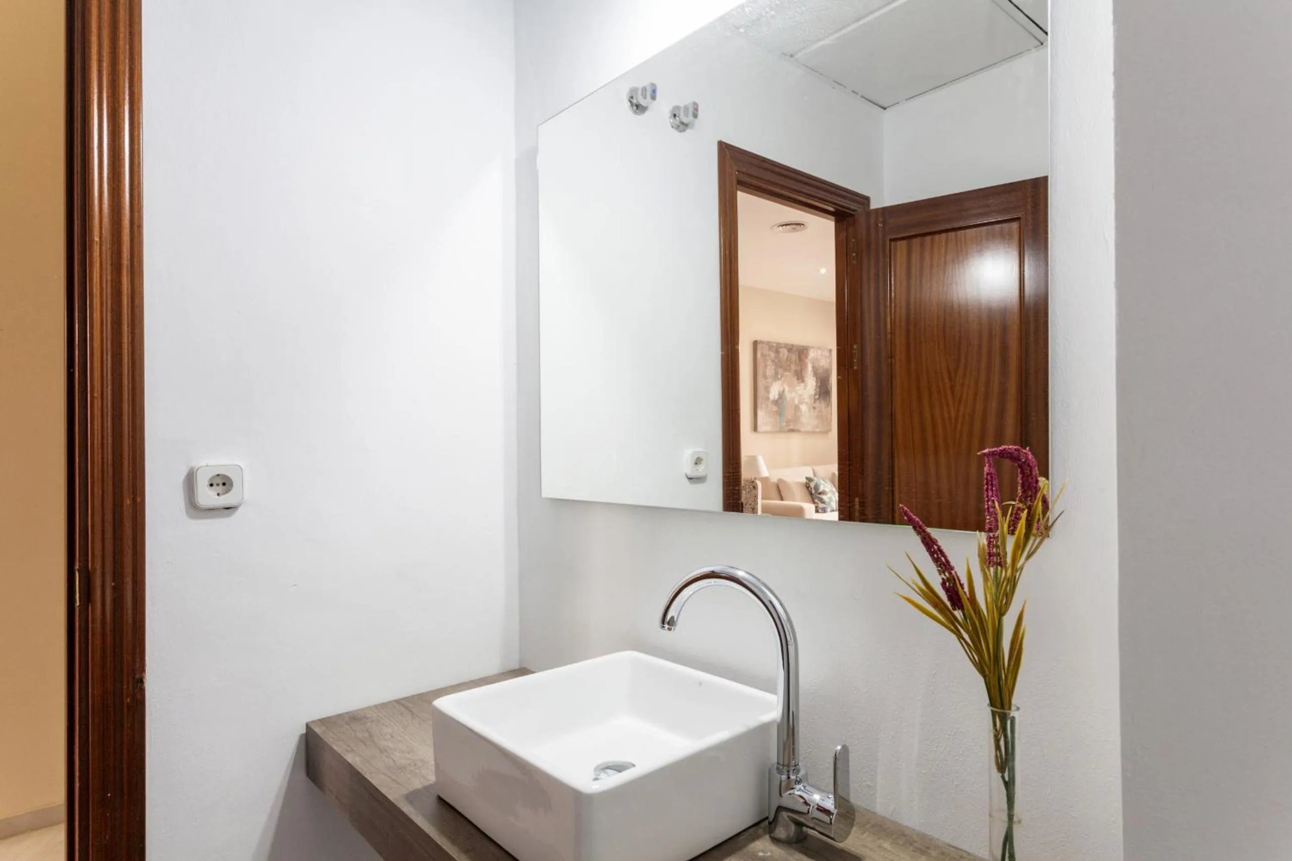 Bathroom in Green-Apartments Sierpes