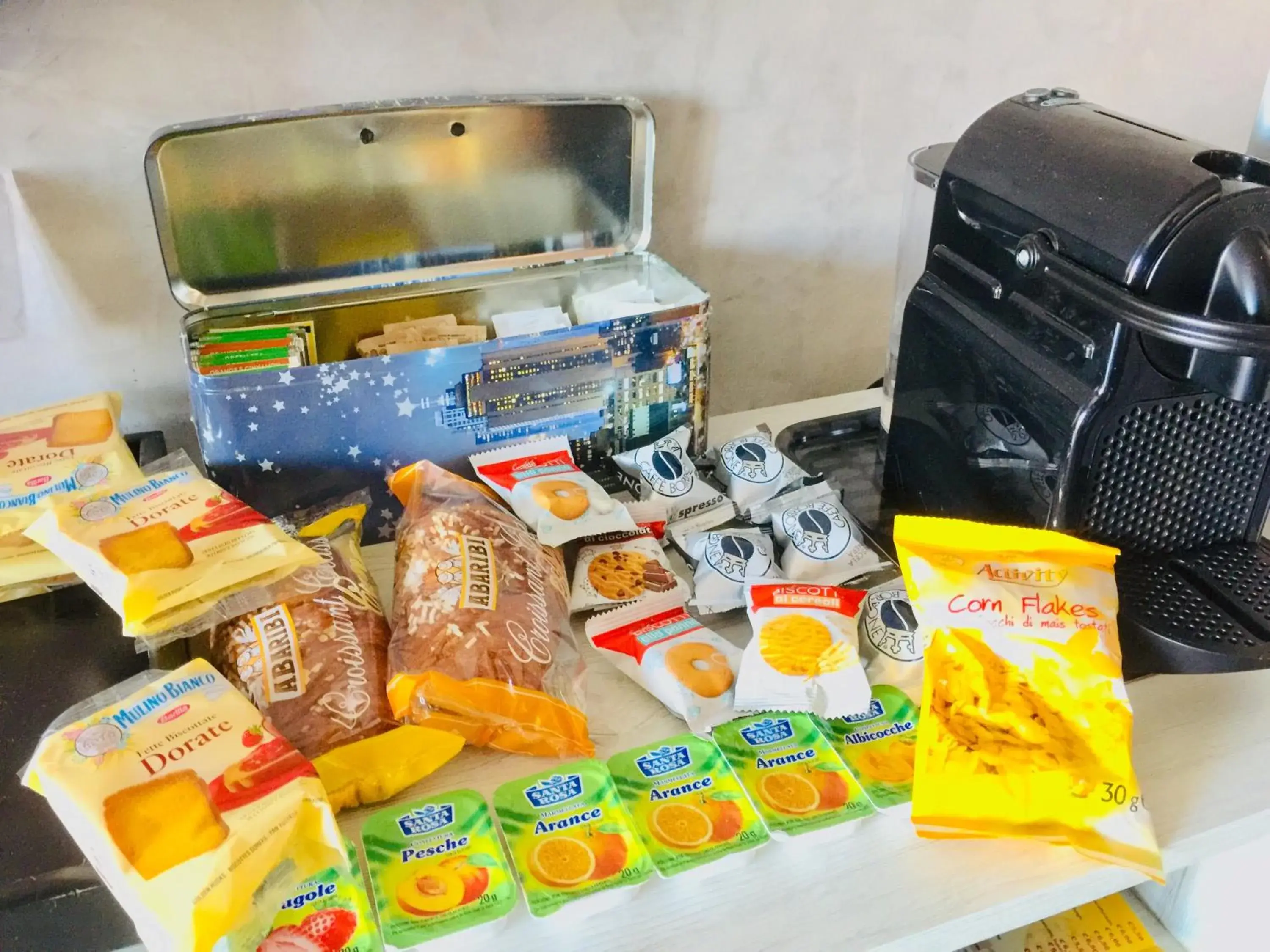 Deluxe Queen Room New York - single occupancy in B2In Suite & Office Deluxe Queen Room New York - single occupancy in B2In Suite & Office