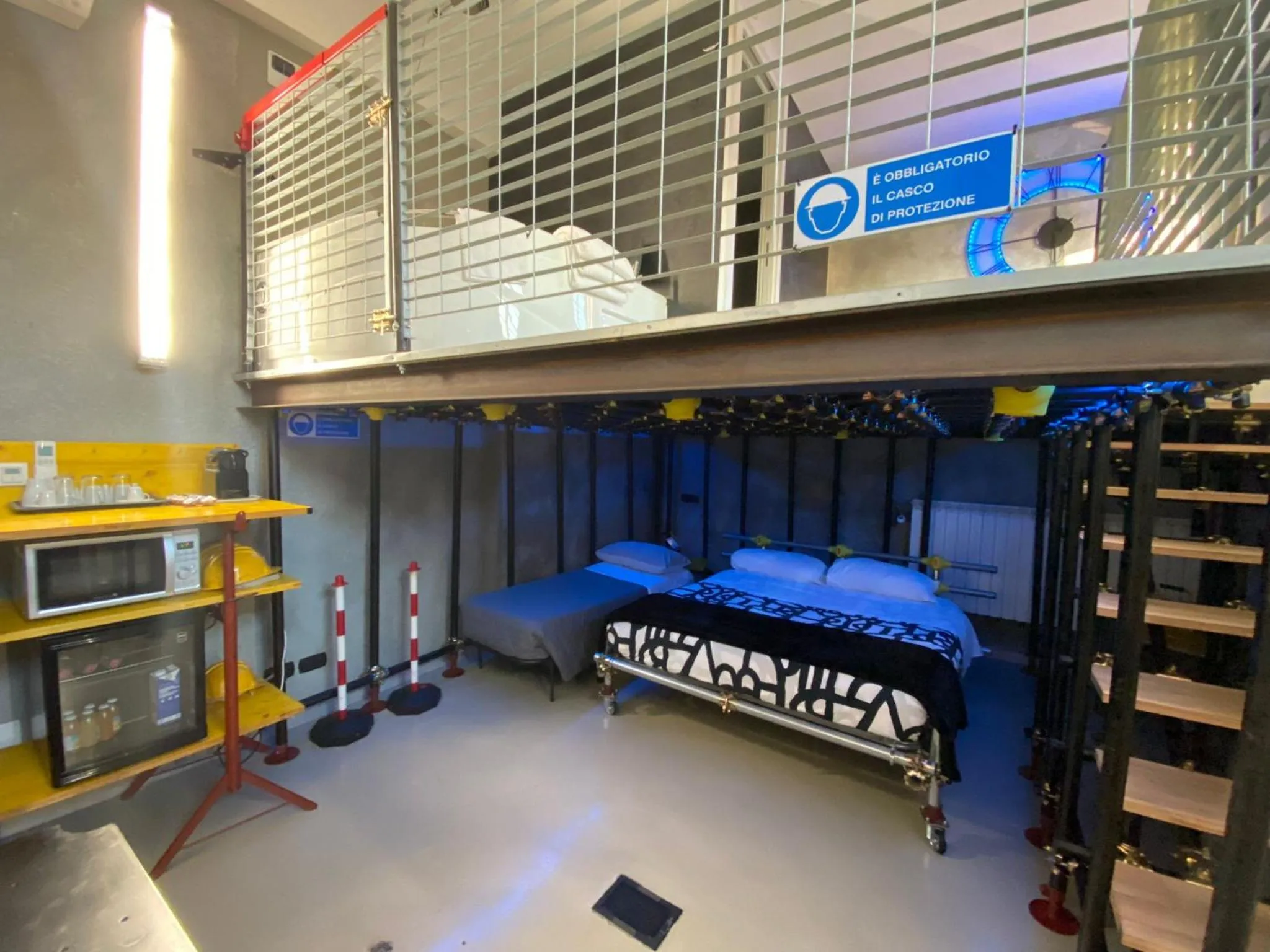 Bed in B2In Suite & Office