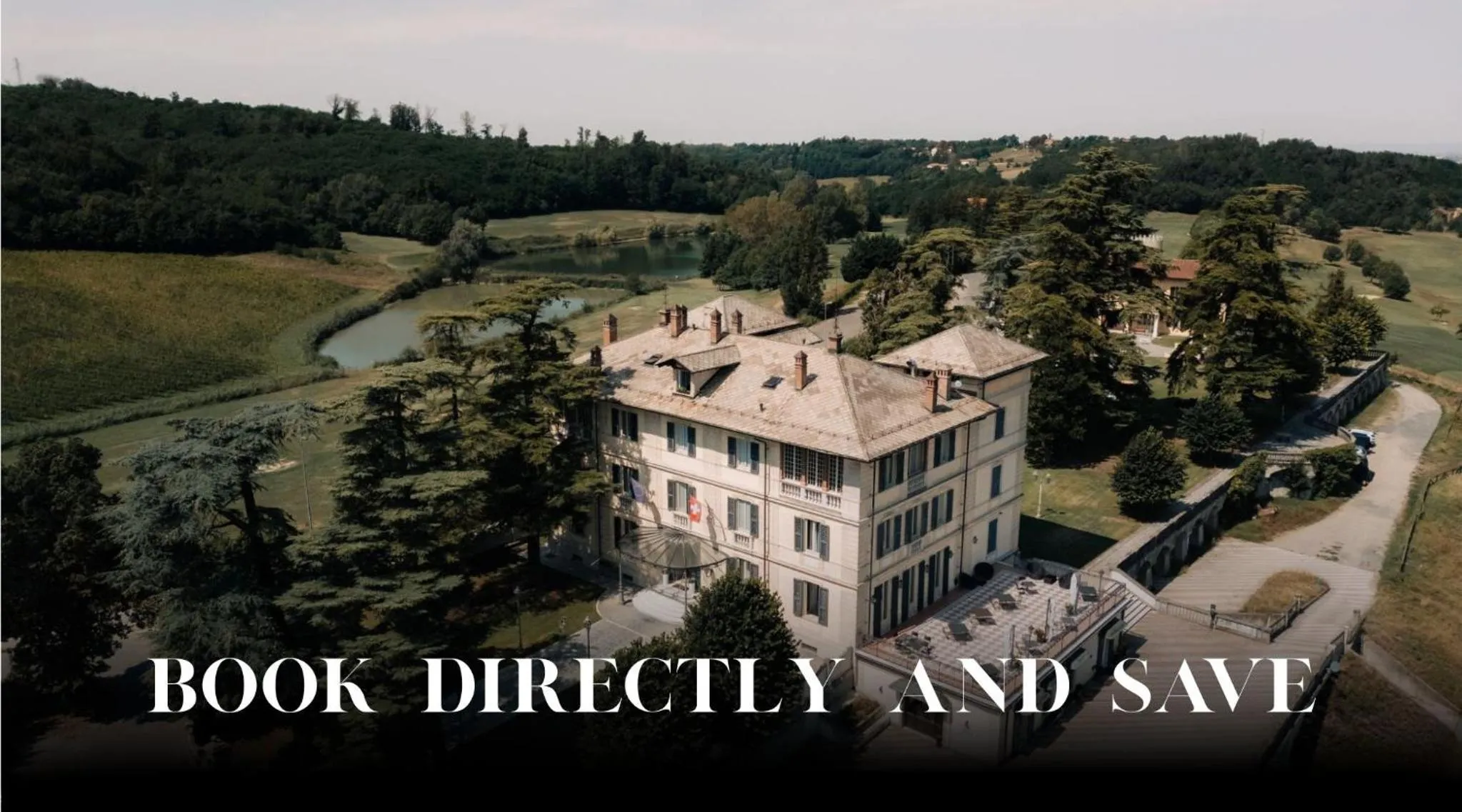 Property building in Hotel Villa La Bollina