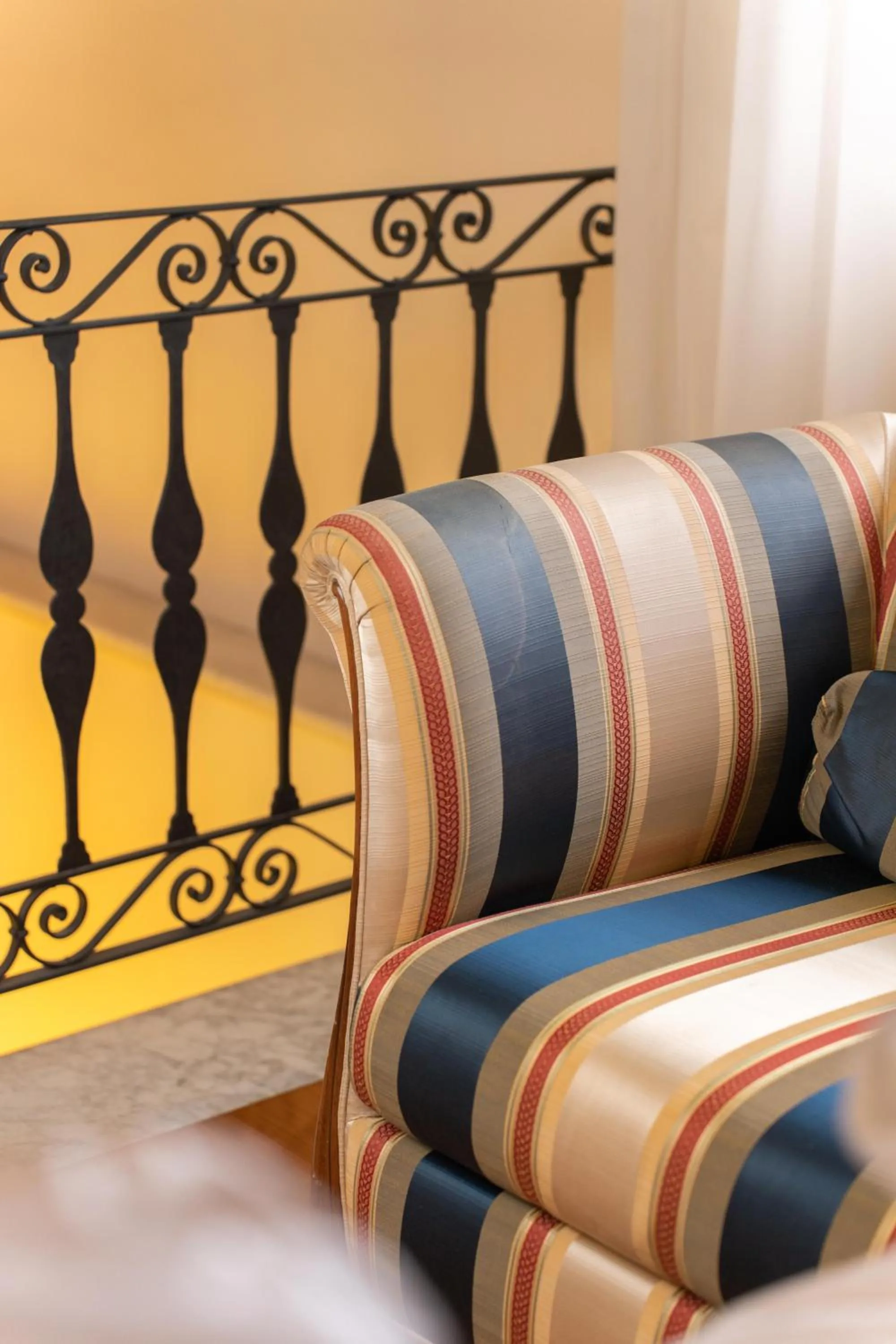 Decorative detail, Bed in Hotel Villa La Bollina